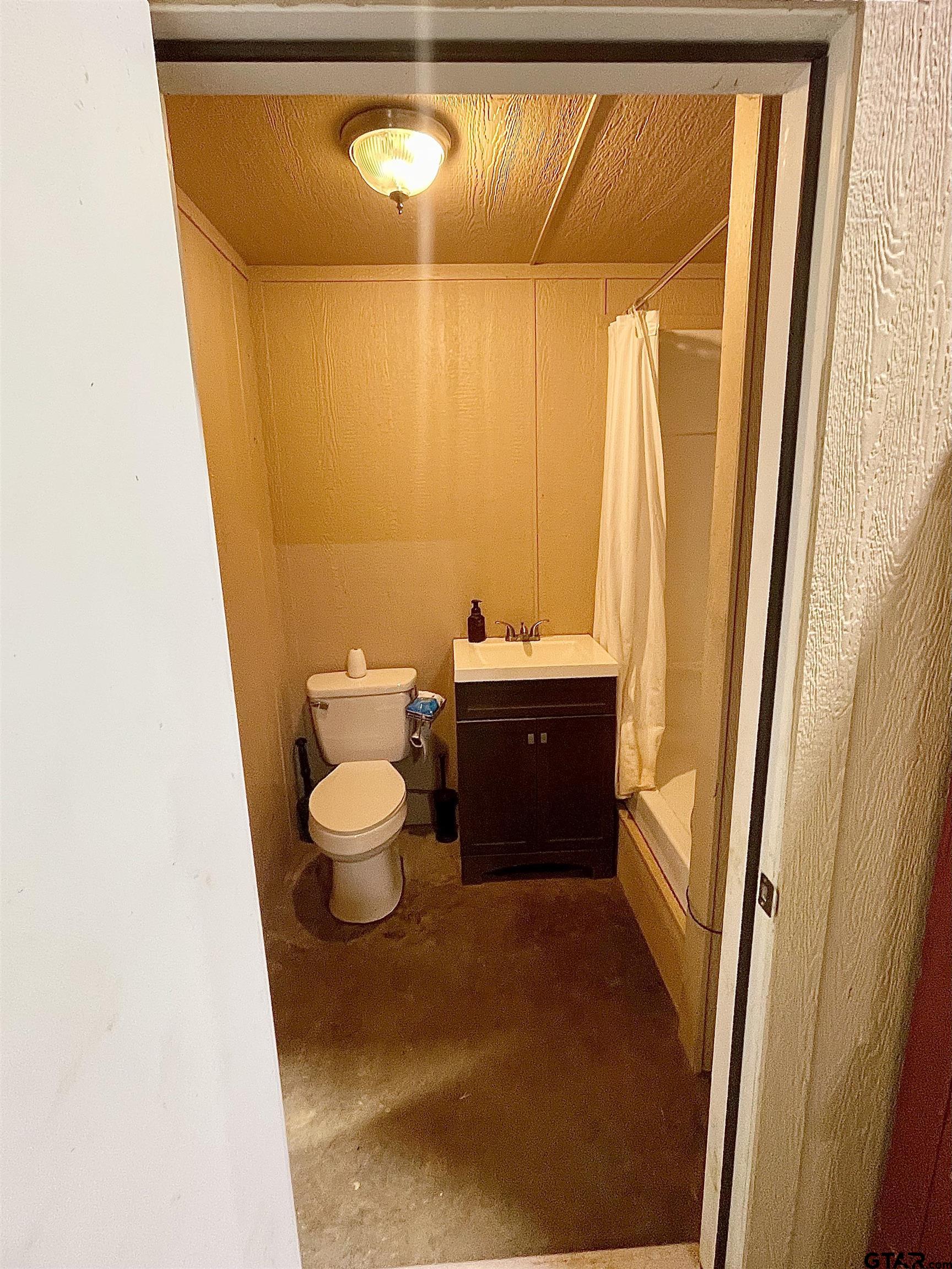 1475 FM 49, Mineola, Texas, 75773, United States, 4 Bedrooms Bedrooms, ,3 BathroomsBathrooms,Residential,For Sale,1475 FM 49,1673387