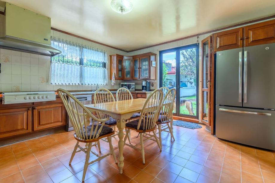 Atizapán de Zaragoza, Estado de méxico, 52950, Mexico, 4 Bedrooms Bedrooms, ,4 BathroomsBathrooms,Residential,For Sale,1917207