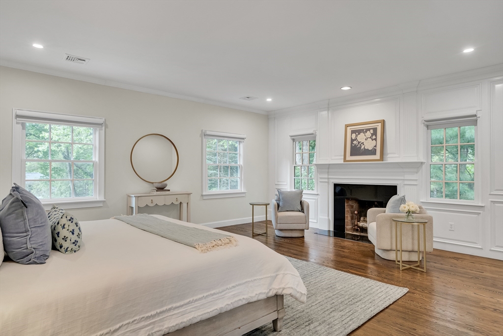 Wellesley, Massachusetts, 02481, United States, 6 Bedrooms Bedrooms, ,8 BathroomsBathrooms,Residential,For Sale,1941628