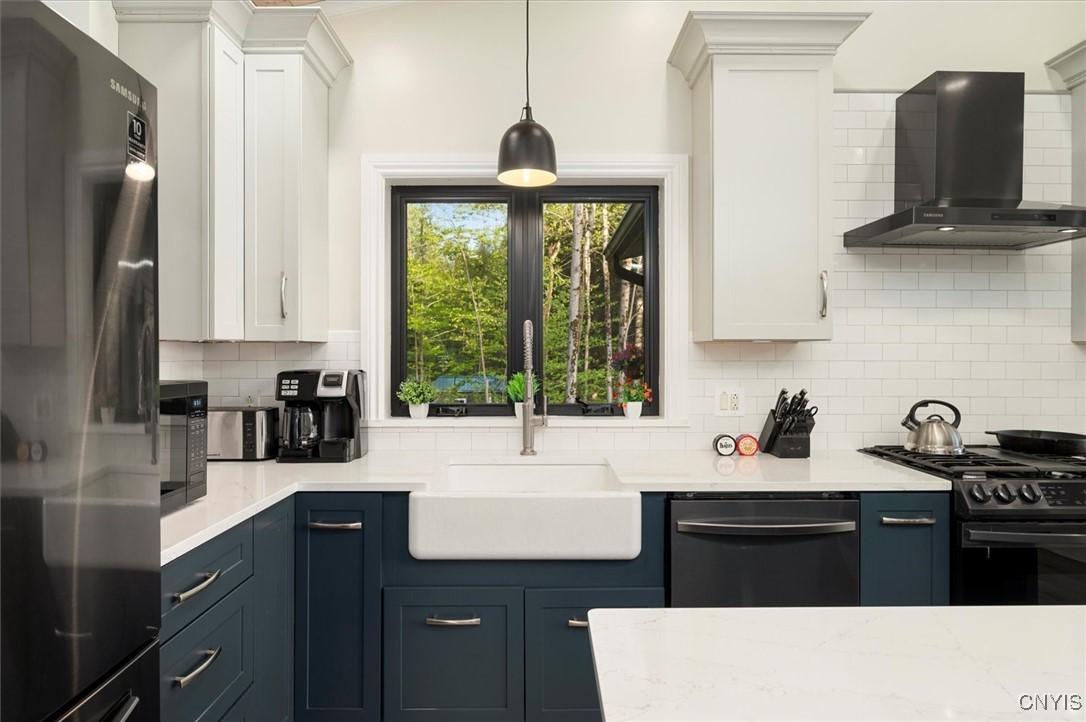 Diana, New York, 13648, United States, 4 Bedrooms Bedrooms, ,3 BathroomsBathrooms,Residential,For Sale,1836984