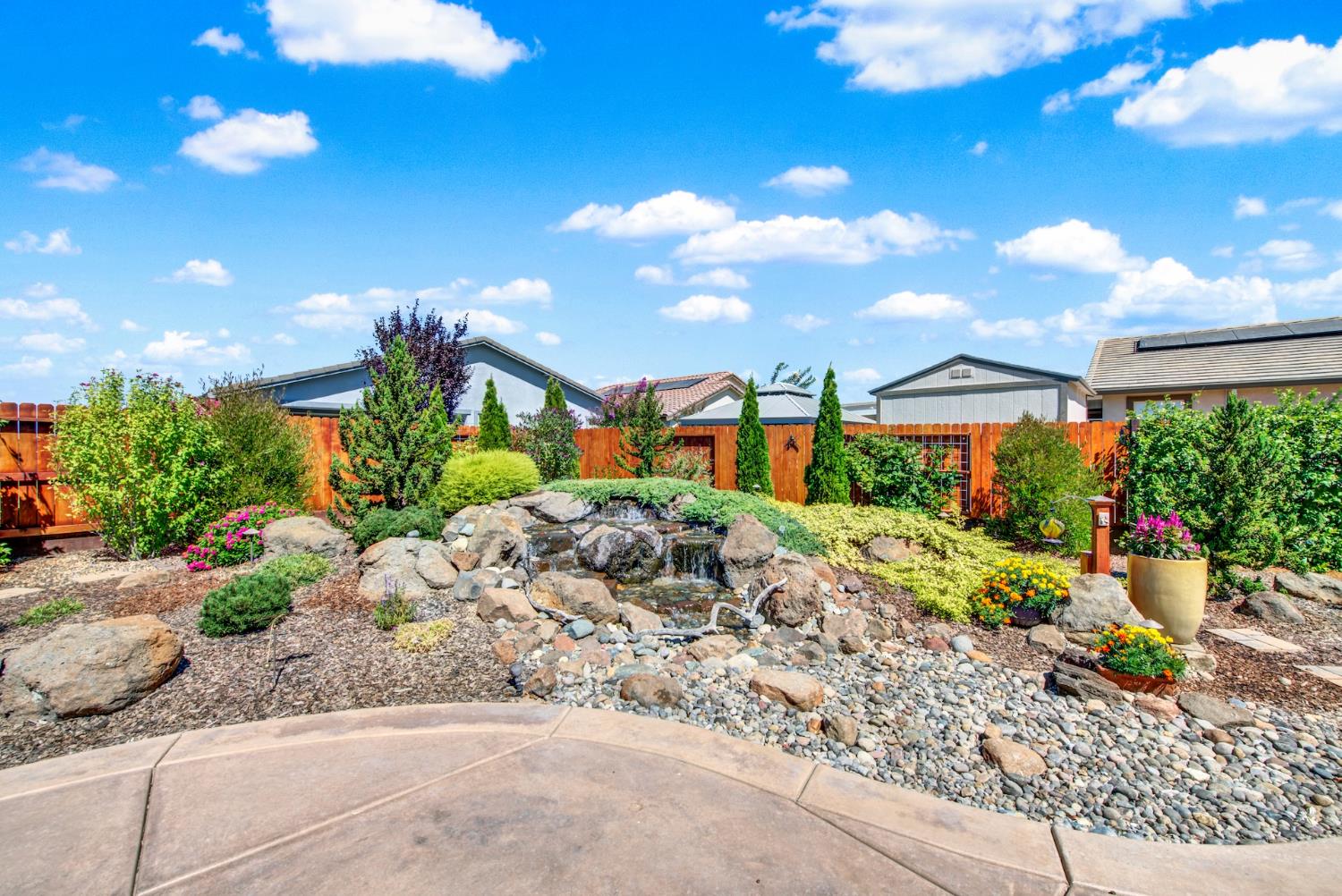 Sacramento, California, 95829, United States, 3 Bedrooms Bedrooms, ,2 BathroomsBathrooms,Residential,For Sale,1912501