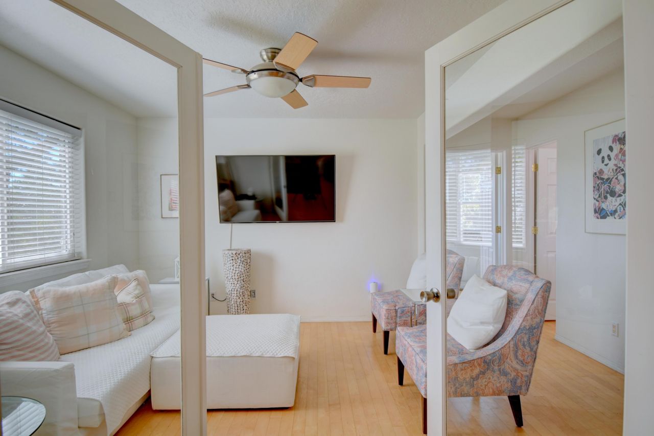 Edgewood, New Mexico, 87015, United States, 3 Bedrooms Bedrooms, ,2 BathroomsBathrooms,Residential,For Sale,1890562