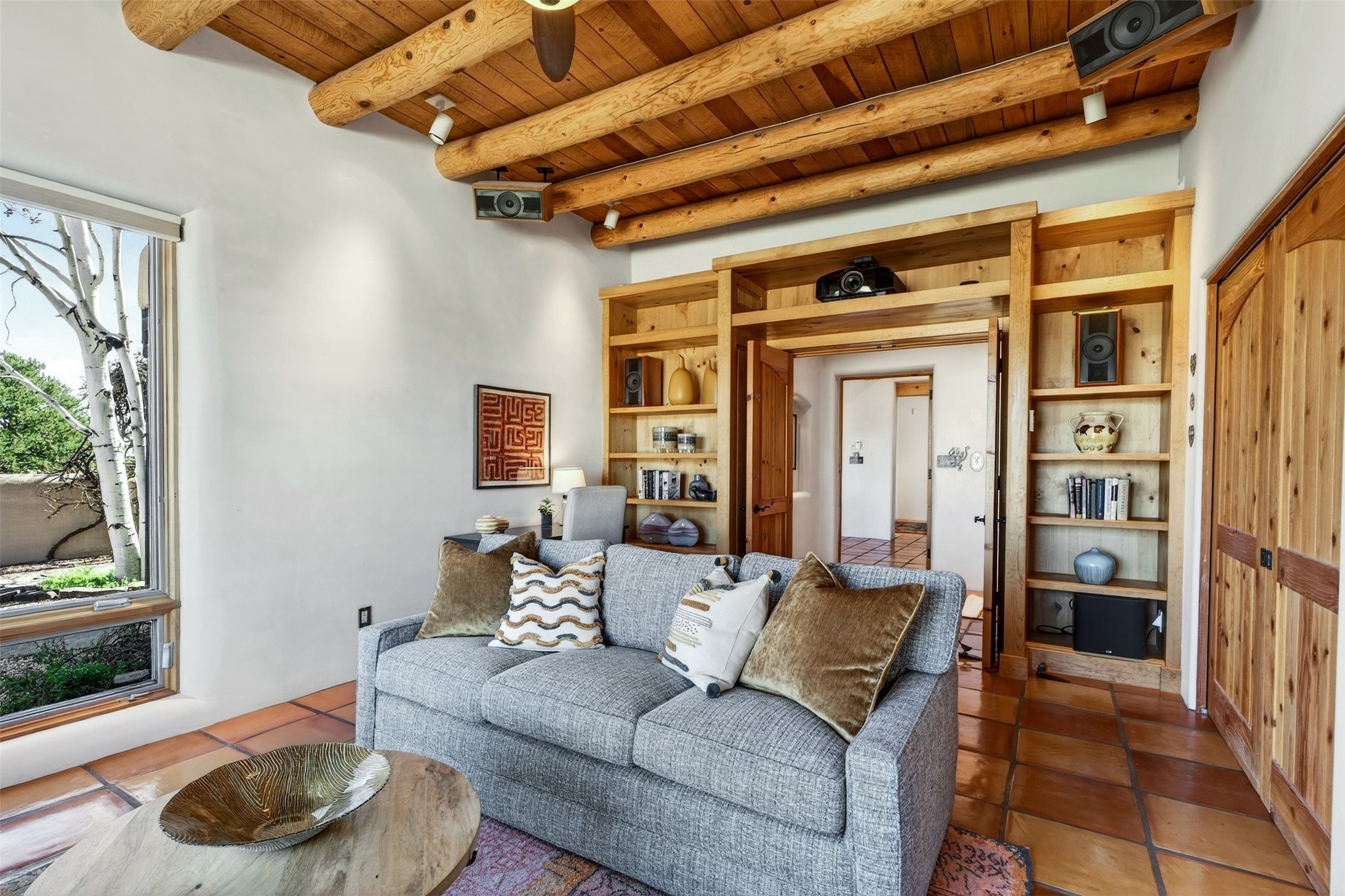  8 Ridgetop Circle - 物件實景