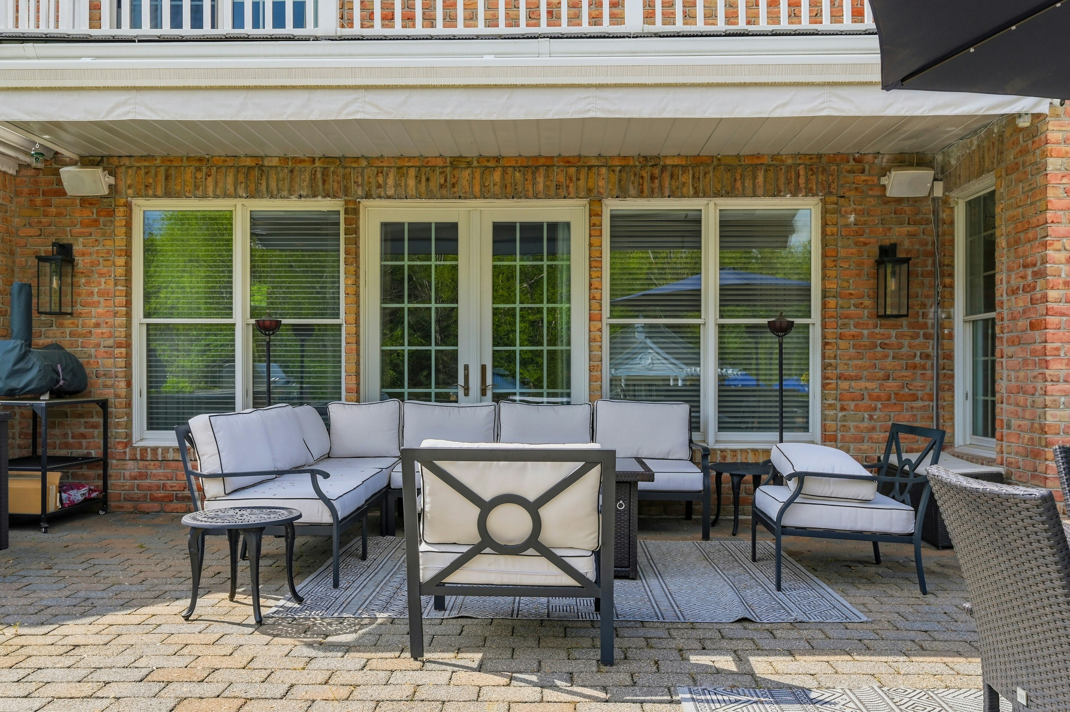  5 Westwood Court, Glen Head, NY, 11545 - 物件實景