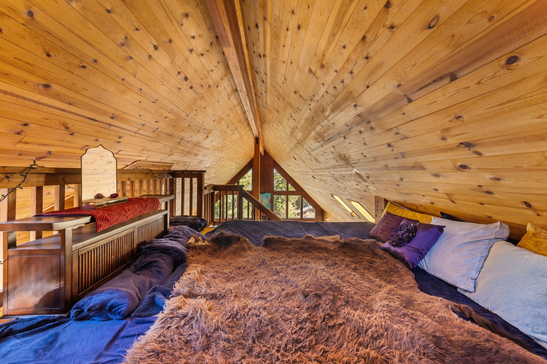  Sierra Sanctuary Lodge on 40 Acres - 物件實景