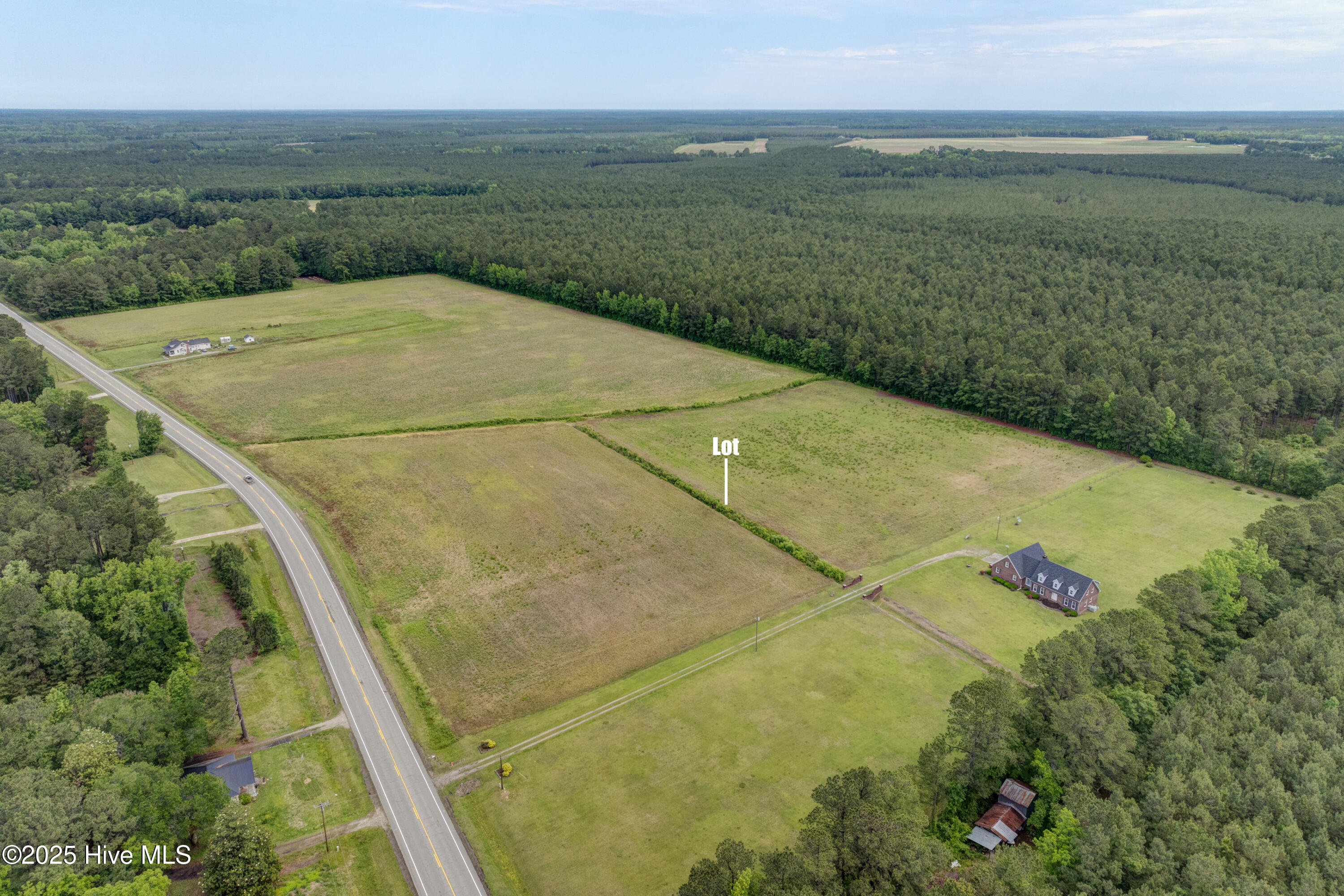 Burgaw, North Carolina, 28425, United States, 4 Bedrooms Bedrooms, ,4 BathroomsBathrooms,Residential,For Sale,1818380