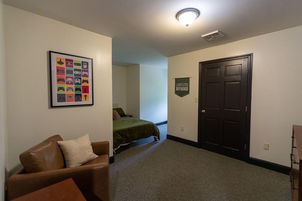 Hardwick, Massachusetts, 01037, United States, 5 Bedrooms Bedrooms, ,5 BathroomsBathrooms,Residential,For Sale,1904254