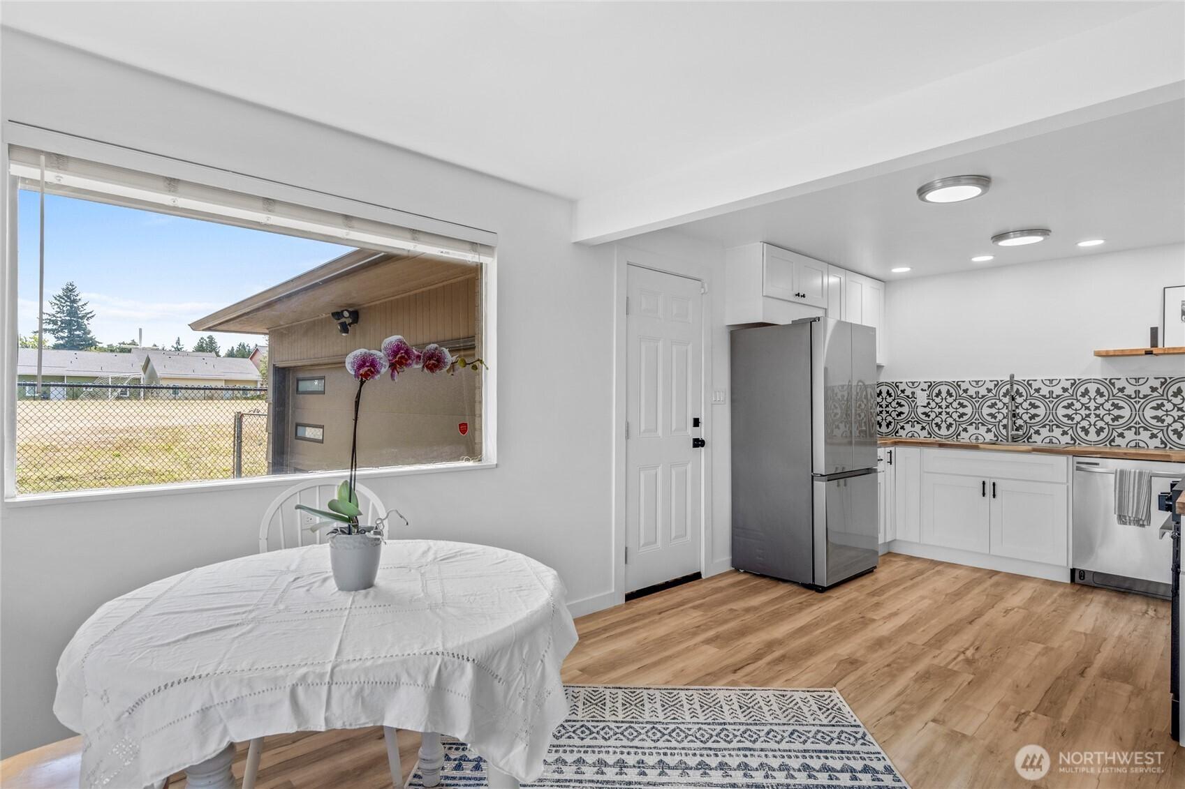 SEATTLE, Washington, 98168, United States, 3 Bedrooms Bedrooms, ,1 BathroomBathrooms,Residential,For Sale,1926365