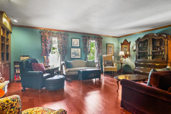 Valparaiso, Indiana, 46385, United States, 4 Bedrooms Bedrooms, ,4 BathroomsBathrooms,Residential,For Sale,1945024
