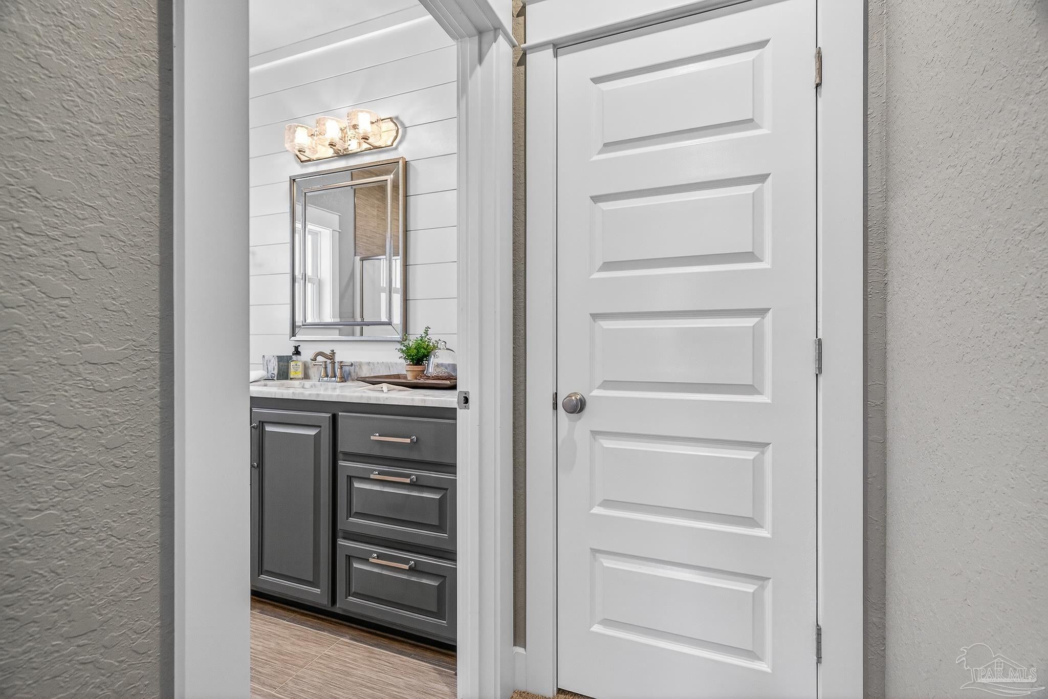 Cantonment, Florida, 32533, United States, 4 Bedrooms Bedrooms, ,4 BathroomsBathrooms,Residential,For Sale,2015044