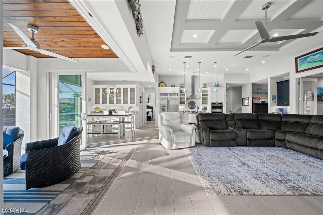 St James City, Florida, 33956, United States, 4 Bedrooms Bedrooms, ,4 BathroomsBathrooms,Residential,For Sale,2018971