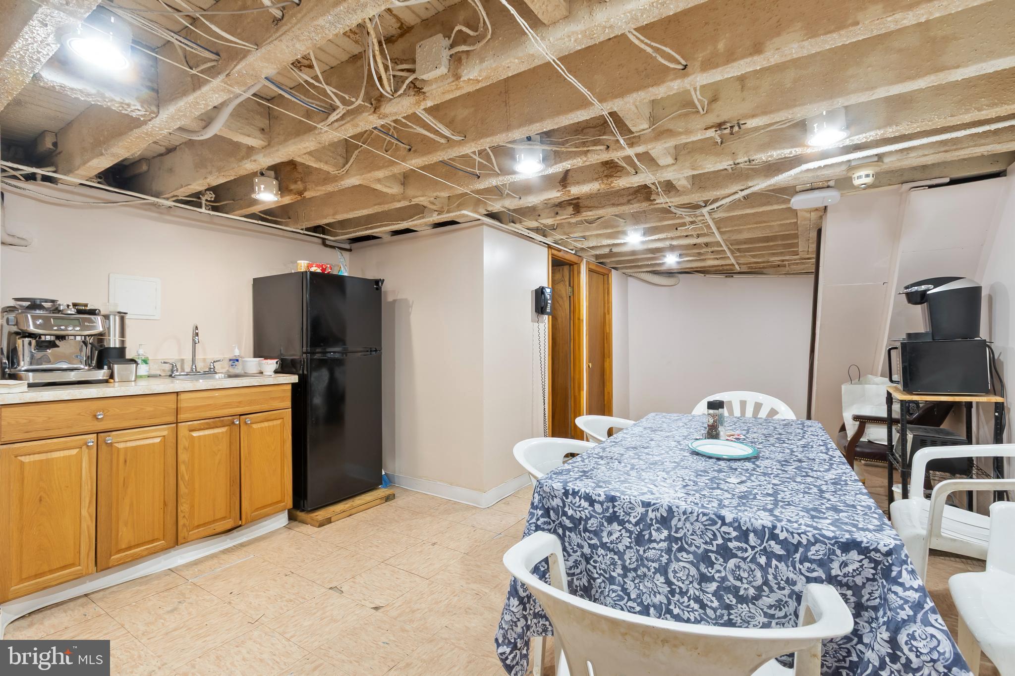 PHILADELPHIA, Pennsylvania, 19148, United States, 6 Bedrooms Bedrooms, ,Residential,For Sale,1990200