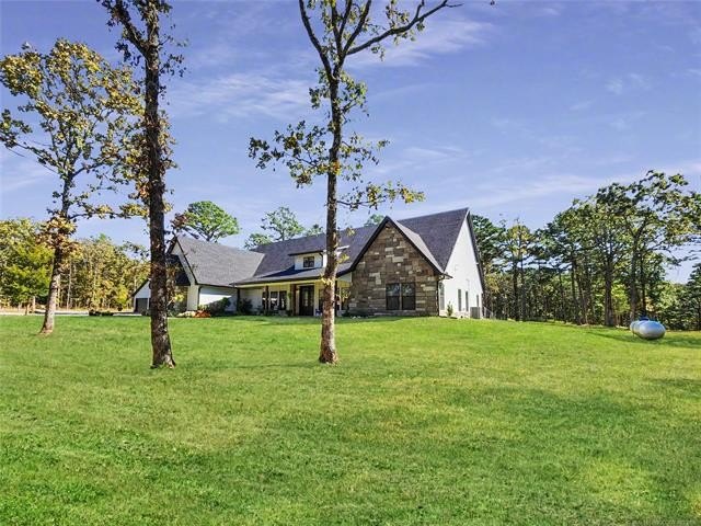 Tahlequah, Oklahoma, 74464, United States, 4 Bedrooms Bedrooms, ,4 BathroomsBathrooms,Residential,For Sale,2040103
