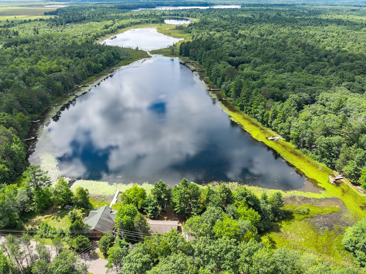 Manitowish Waters, Wisconsin, 54545, United States, 3 Bedrooms Bedrooms, ,1 BathroomBathrooms,Residential,For Sale,1943347