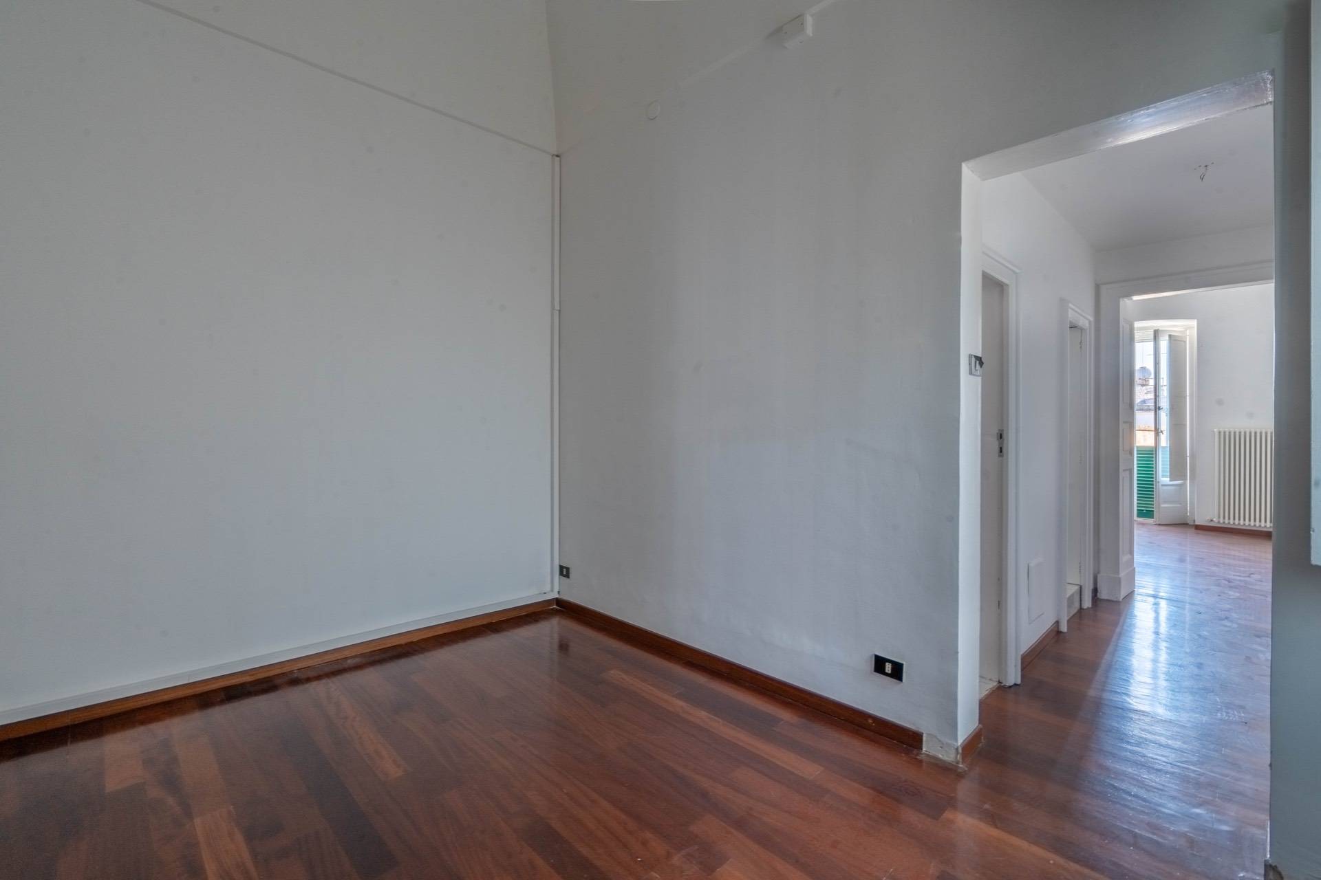 Piazza XX Settembre, Martina Franca, Taranto, 74015, IT, 8 Bedrooms Bedrooms, ,4 BathroomsBathrooms,Residential,For Sale,Piazza XX Settembre,1657102