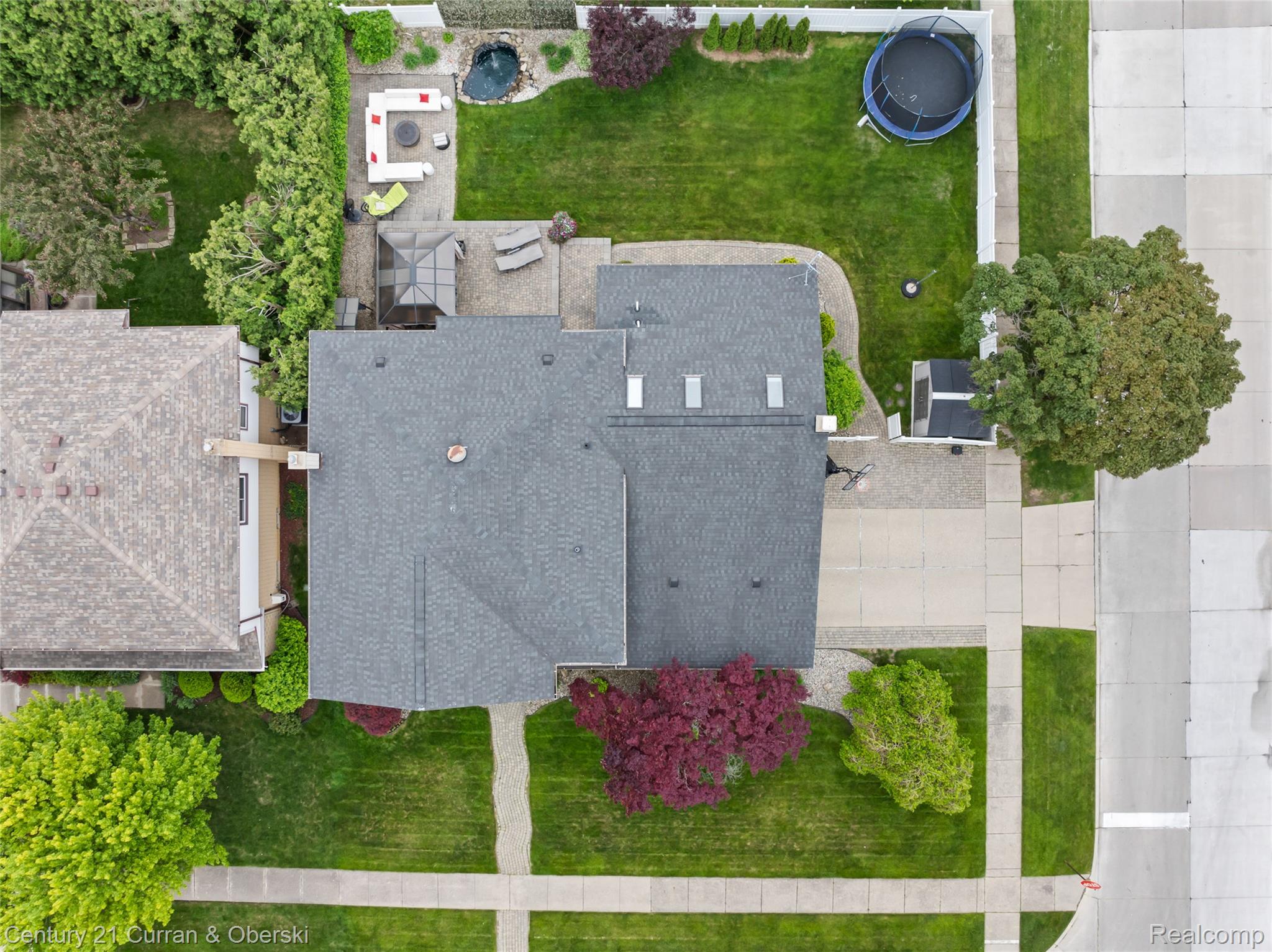 Dearborn Heights, Michigan, 48127, United States, 4 Bedrooms Bedrooms, ,4 BathroomsBathrooms,Residential,For Sale,1905495