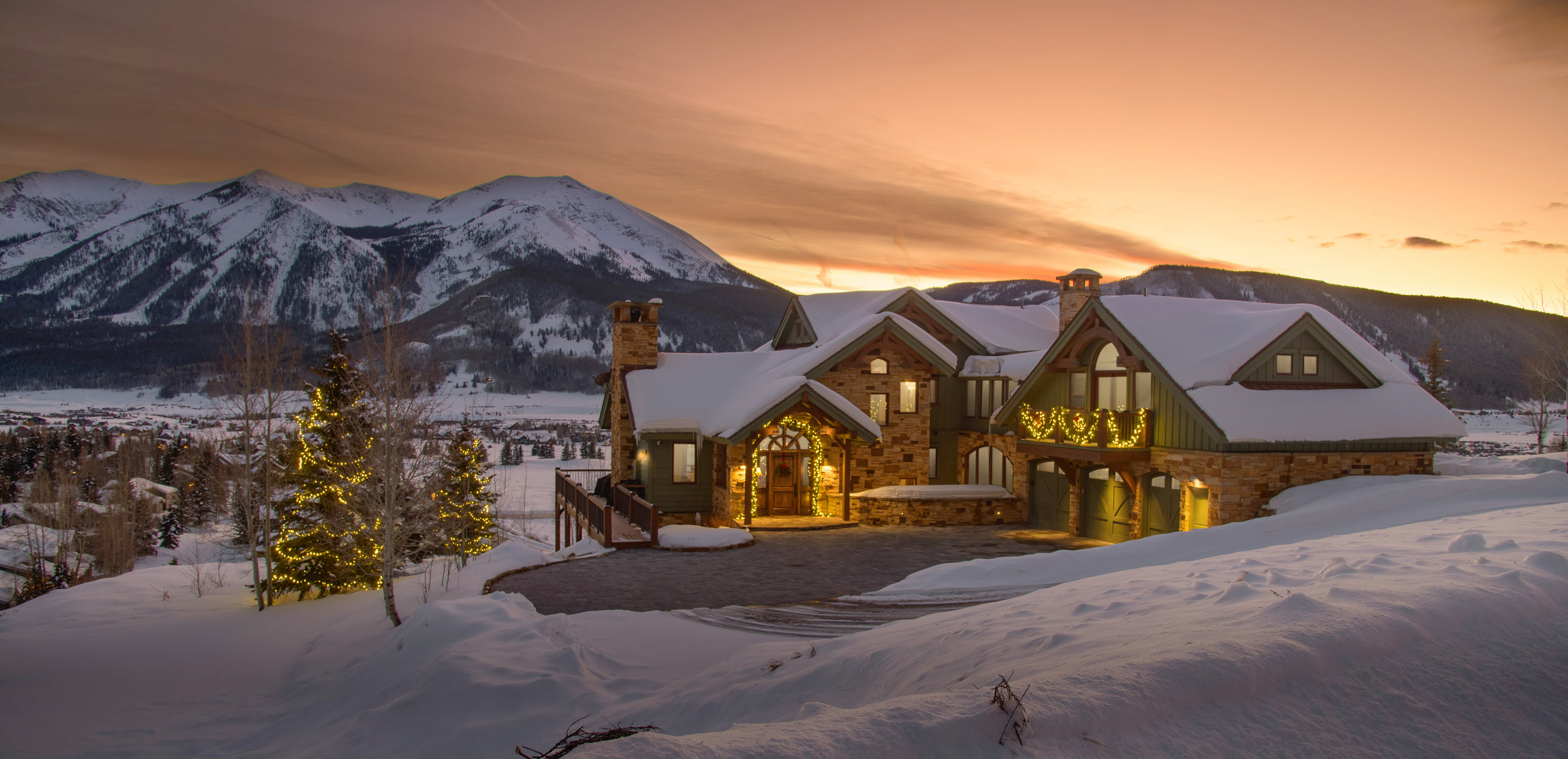 Crested Butte, Colorado, 81224, United States, 4 Bedrooms Bedrooms, ,5 BathroomsBathrooms,Residential,For Sale,1746865