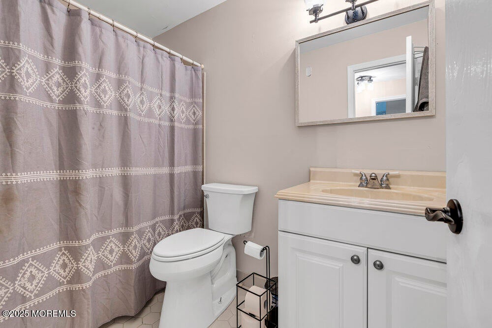 Brick, New Jersey, 08724, United States, 4 Bedrooms Bedrooms, ,3 BathroomsBathrooms,Residential,For Sale,1928821