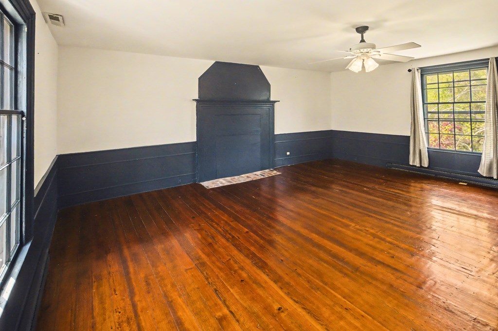 Buffalo Junction, Virginia, 24529, United States, 4 Bedrooms Bedrooms, ,2 BathroomsBathrooms,Residential,For Sale,2033576