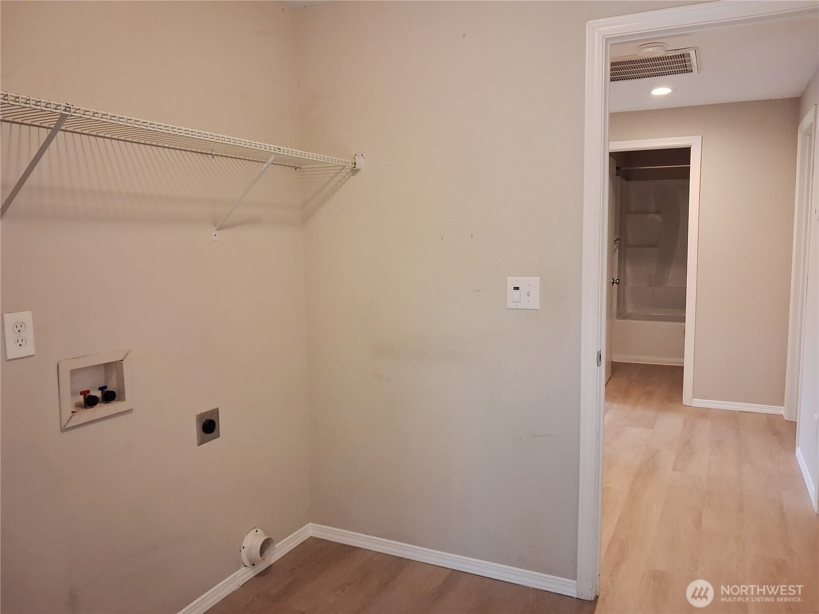 Arlington, Washington, 98223, United States, 3 Bedrooms Bedrooms, ,2 BathroomsBathrooms,Residential,For Sale,1915459