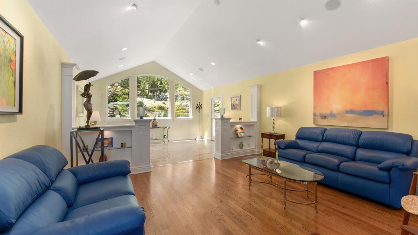 San Jose - Blossom Valley, California, 95123, United States, 3 Bedrooms Bedrooms, ,2 BathroomsBathrooms,Residential,For Sale,1742904