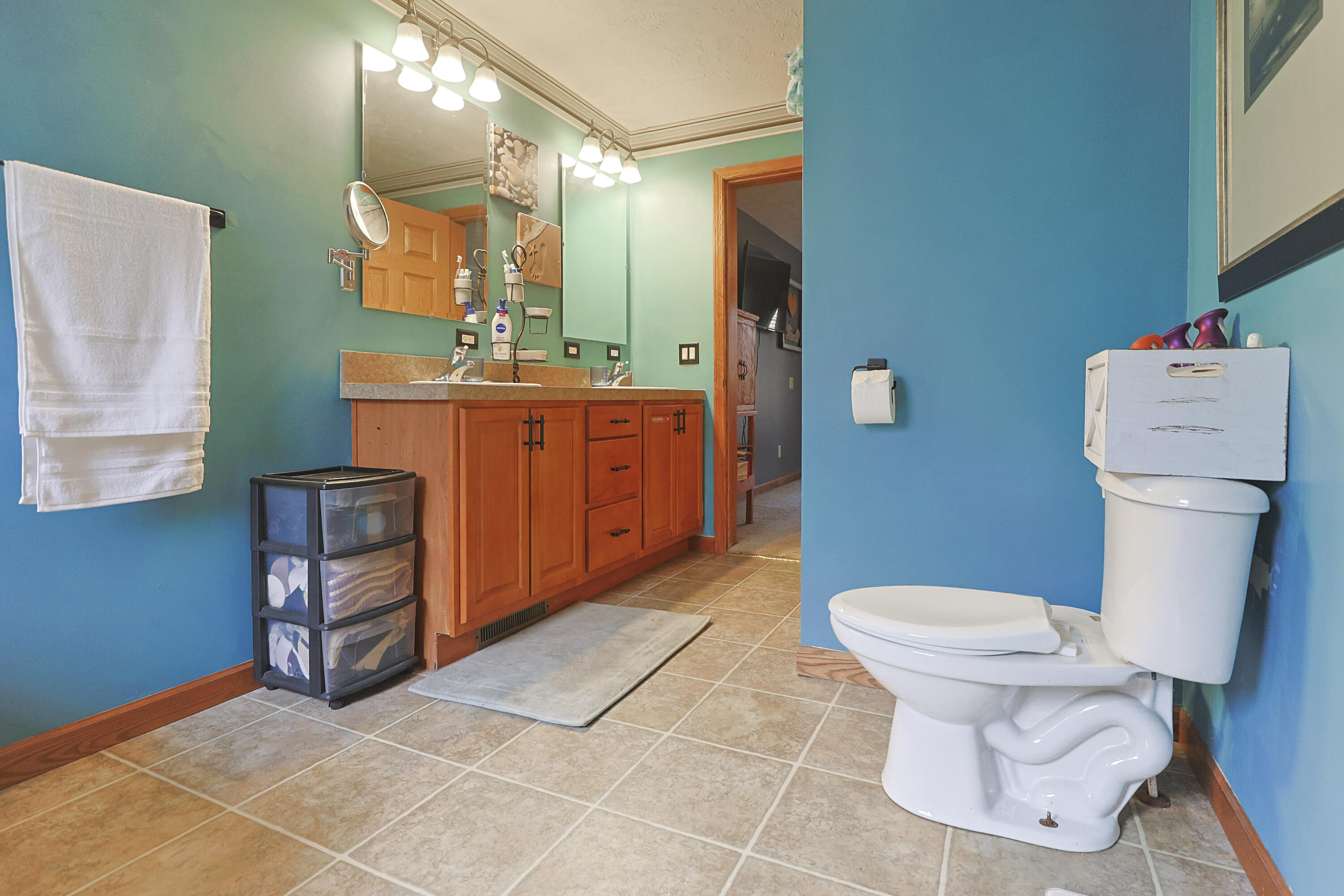 Cassopolis, Michigan, 49031, United States, 3 Bedrooms Bedrooms, ,2 BathroomsBathrooms,Residential,For Sale,1987063