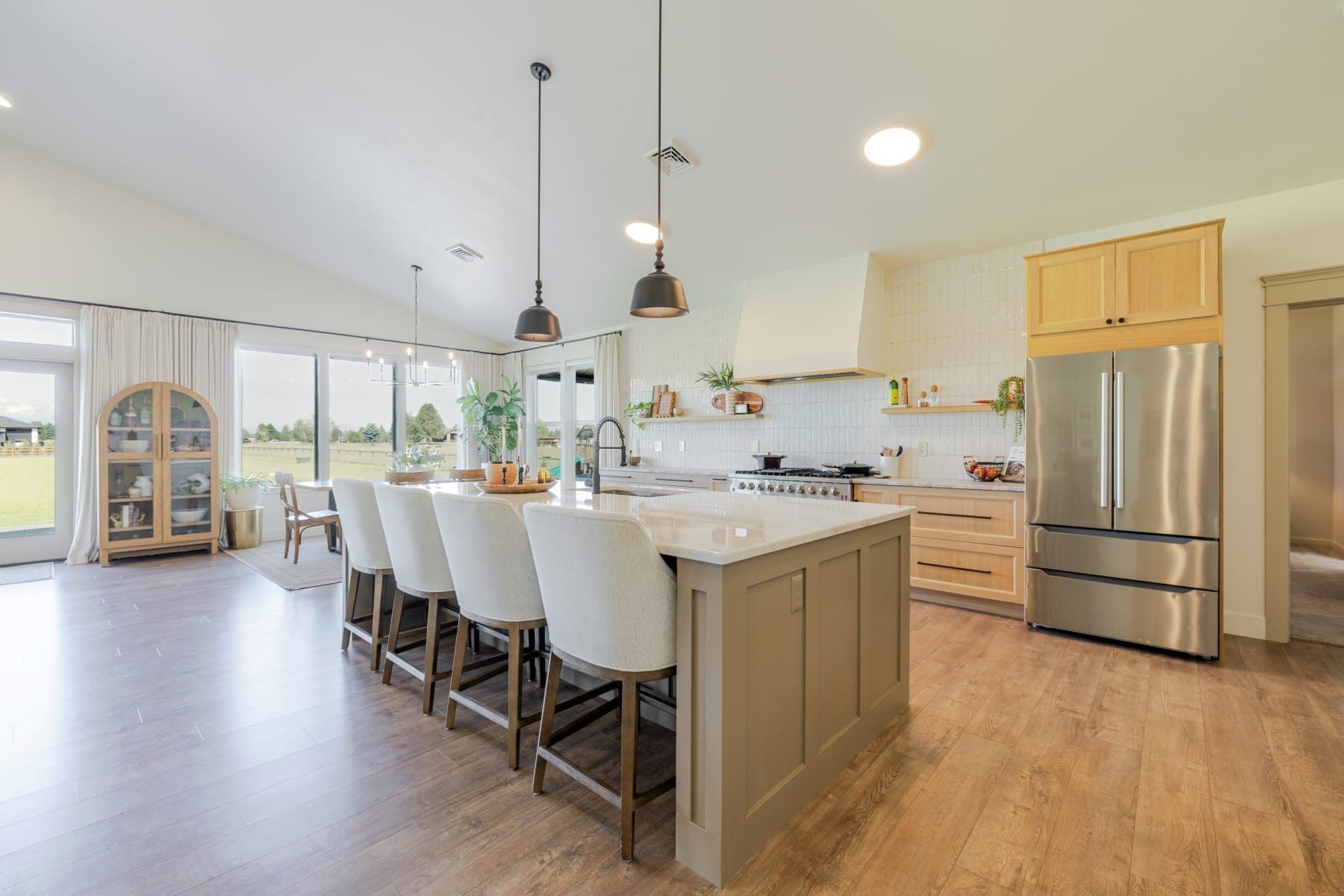  64794 Hunnell Road Bend, OR 97703 - 物件實景
