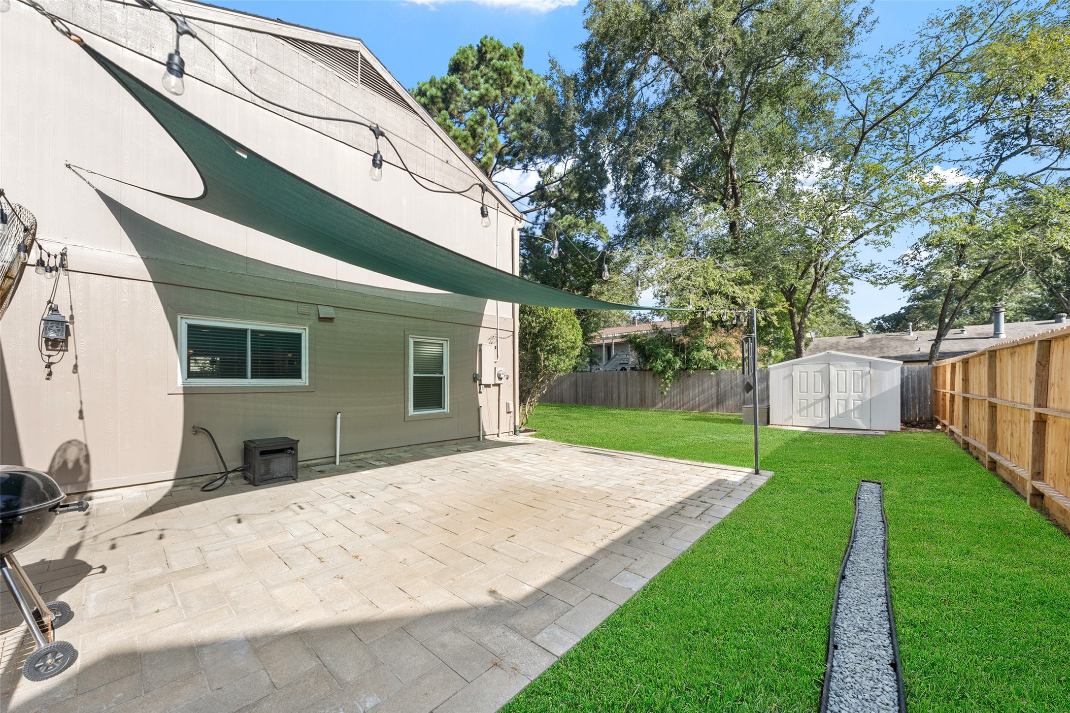  3223 Holly Green Drive - 物件實景