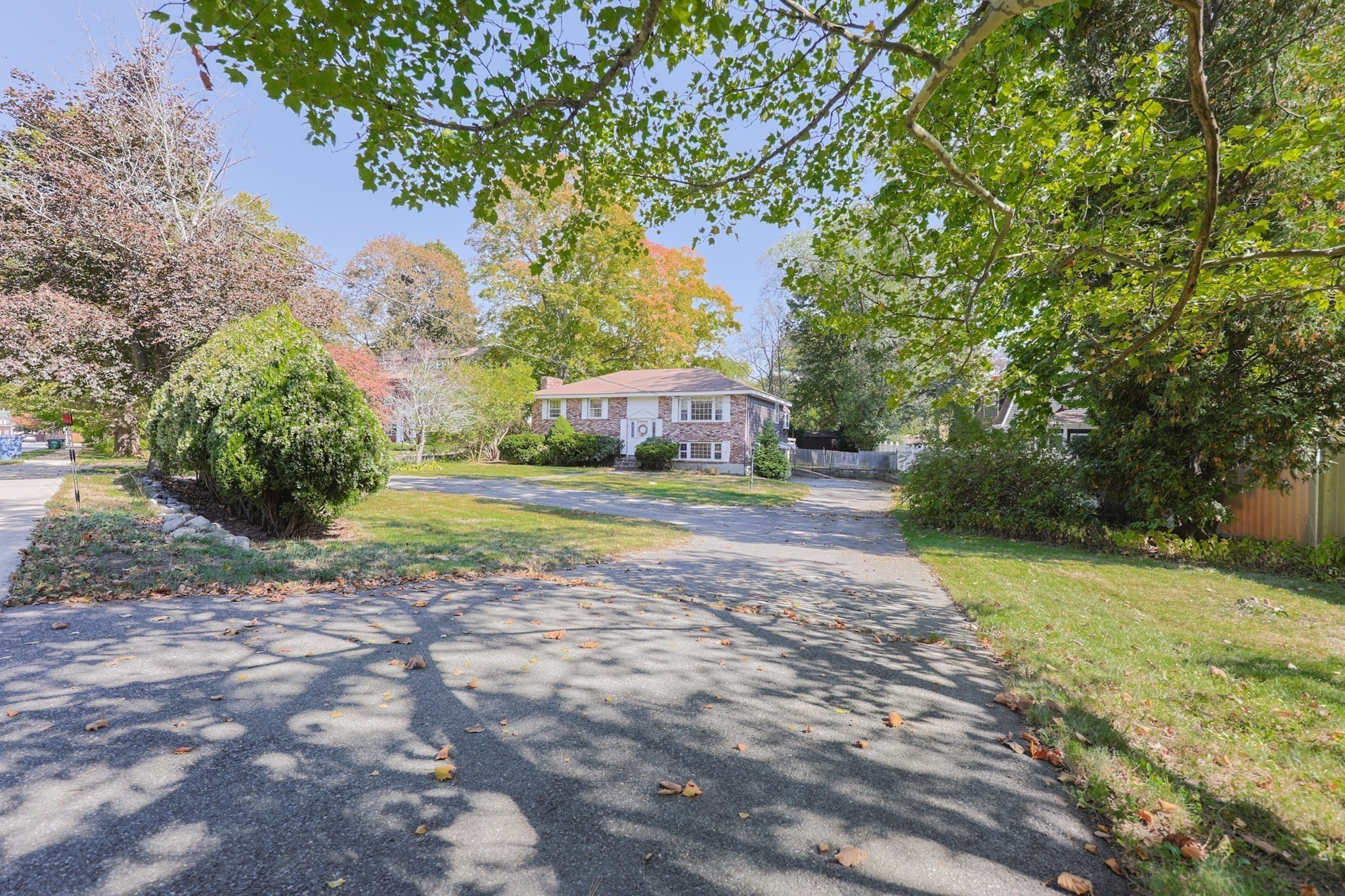Reading, Massachusetts, 01867, United States, 3 Bedrooms Bedrooms, ,1 BathroomBathrooms,Residential,For Sale,1979486