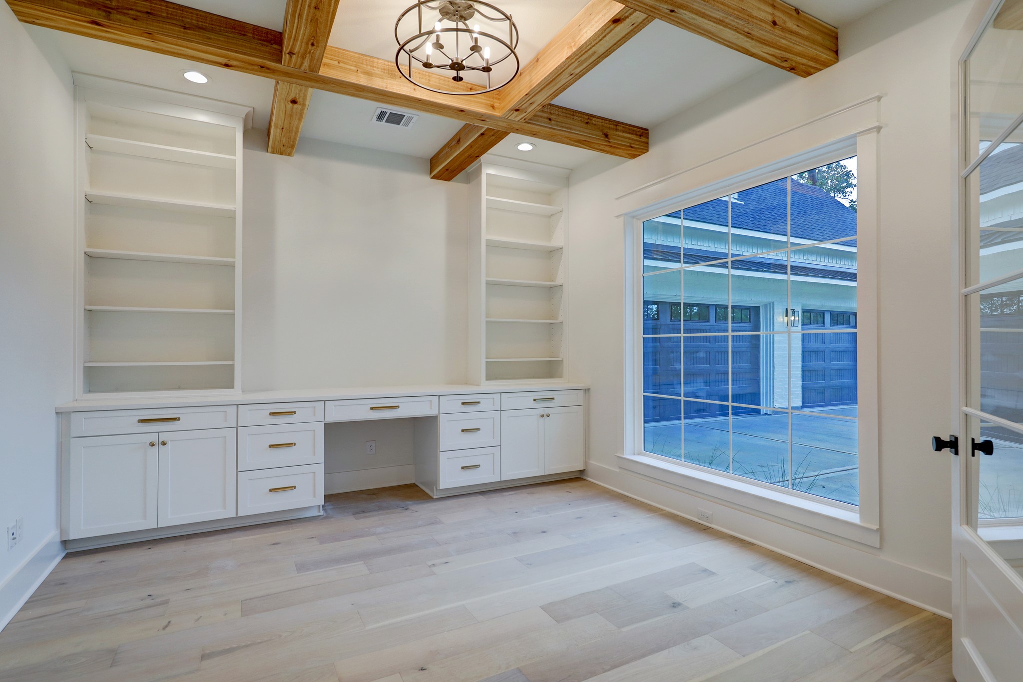 Houston, Texas, 77018, United States, 5 Bedrooms Bedrooms, ,5 BathroomsBathrooms,Residential,For Sale,1827825