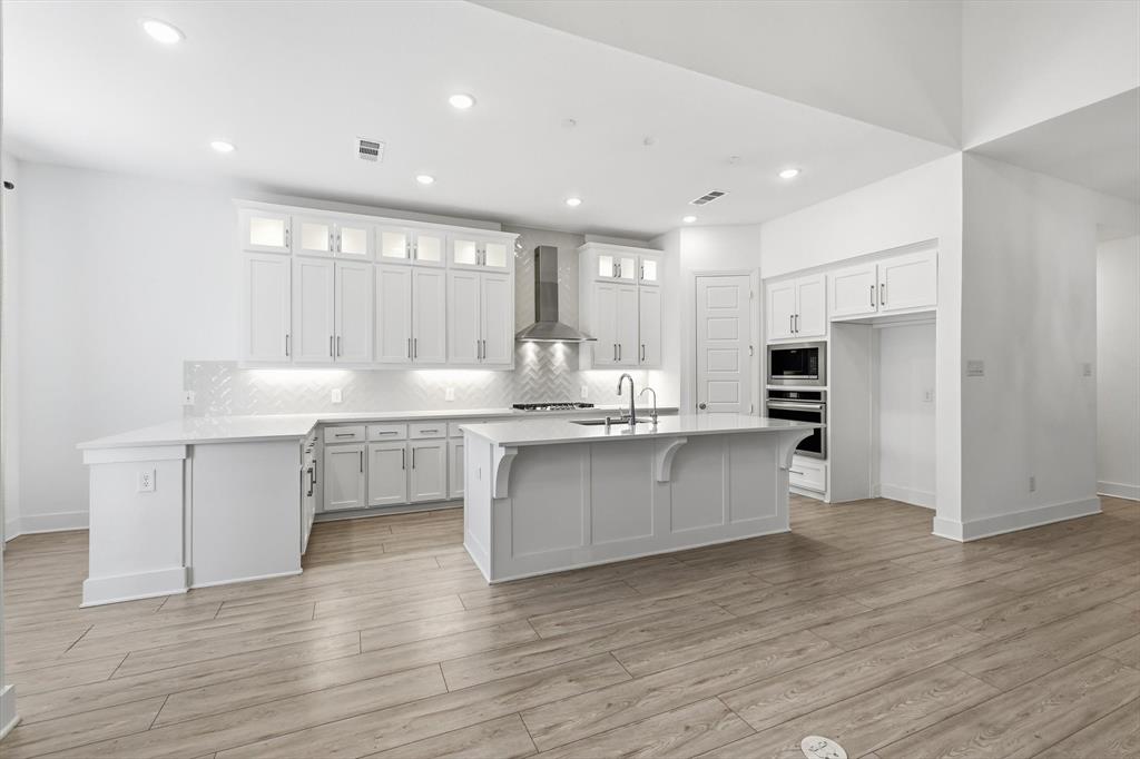 Oak Point, Texas, 75068, United States, 4 Bedrooms Bedrooms, ,3 BathroomsBathrooms,Residential,For Sale,2024107