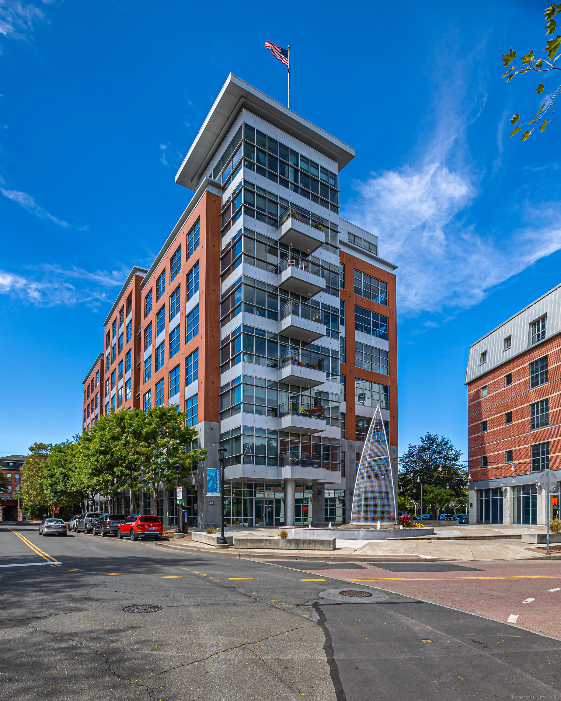 Norwalk, Connecticut, 06854, United States, 3 Bedrooms Bedrooms, ,3 BathroomsBathrooms,Residential,For Sale,1987967