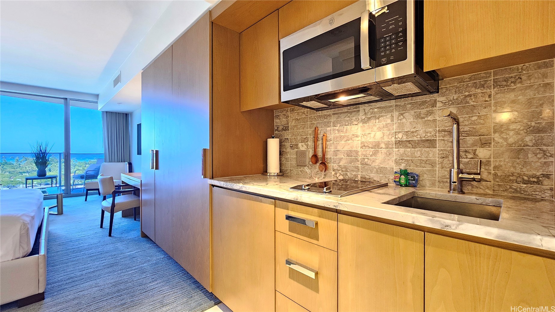 Honolulu, Hawaii, 96815, United States, ,1 BathroomBathrooms,Residential,For Sale,1955085