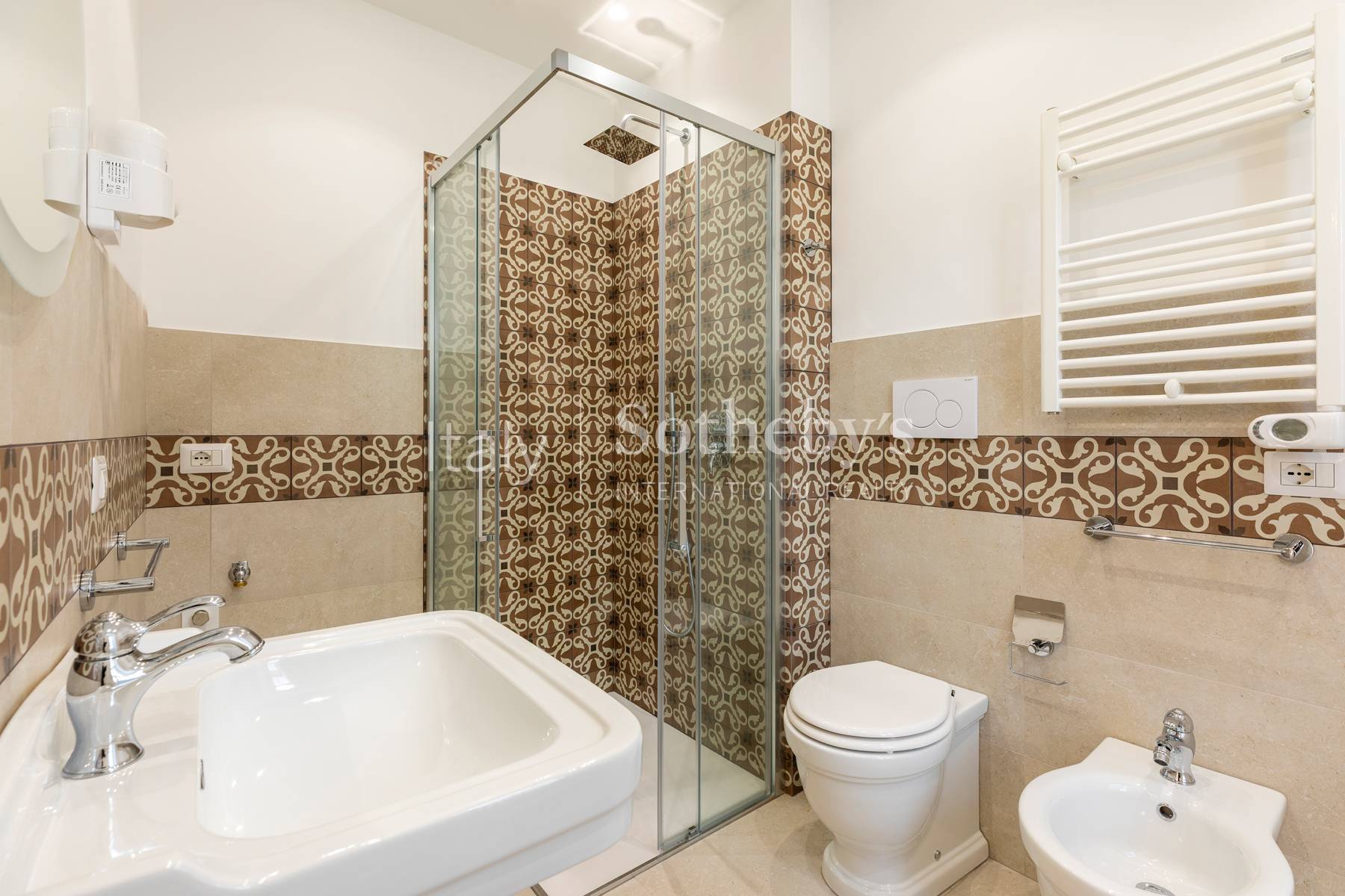  A renovated building with terraces in the historic centre - 物件實景