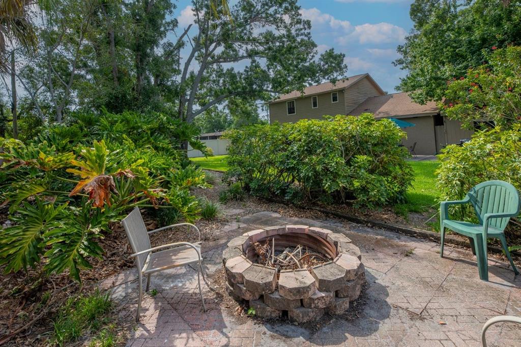 Largo, Florida, 33773, United States, 3 Bedrooms Bedrooms, ,3 BathroomsBathrooms,Residential,For Sale,1839107