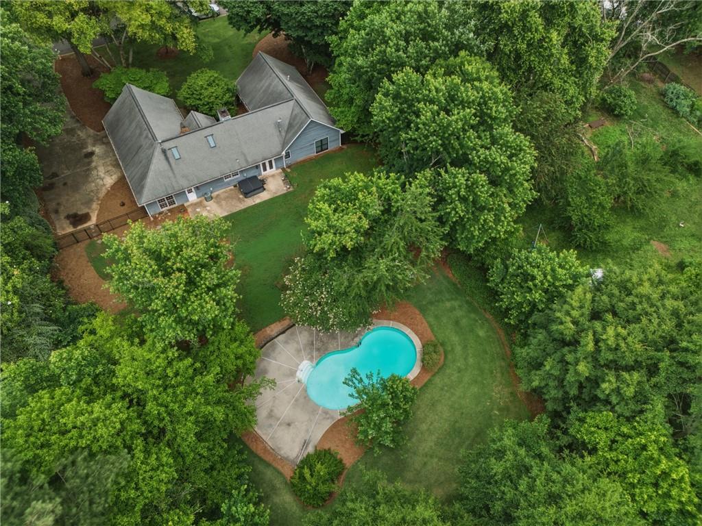 Roswell, Georgia, 30076, United States, 4 Bedrooms Bedrooms, ,3 BathroomsBathrooms,Residential,For Sale,2049337