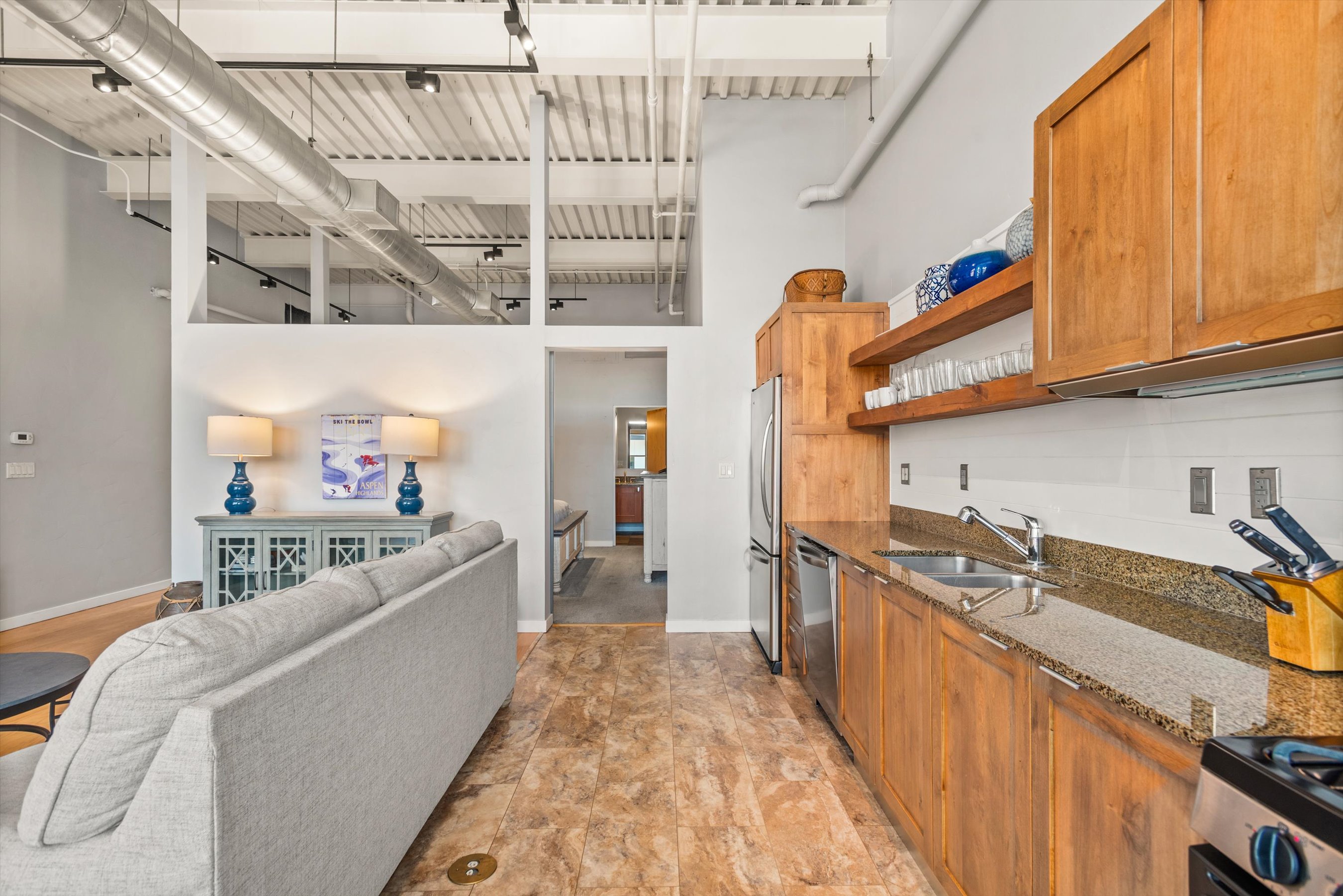  Triangle Park Lofts 310 - 物件實景