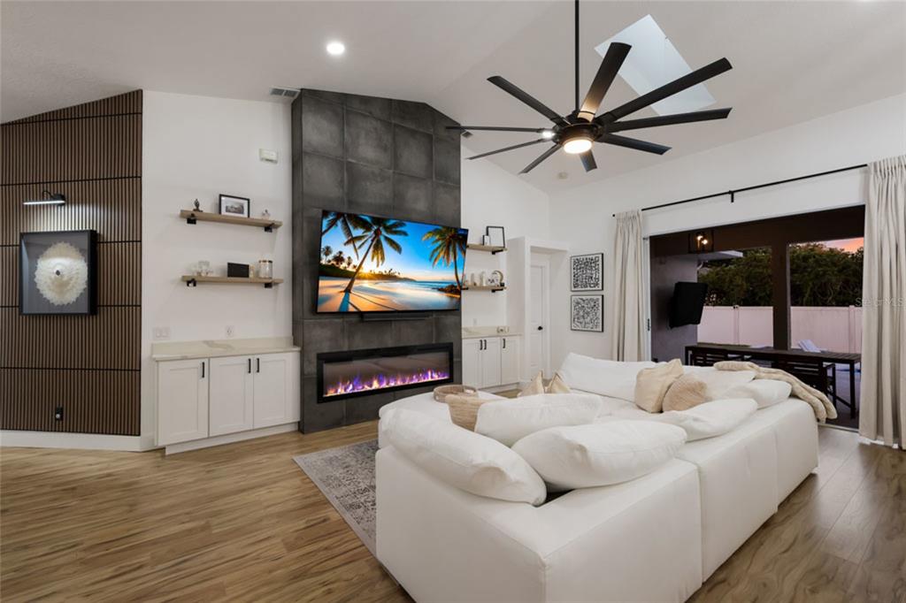 Osprey, Florida, 34229, United States, 4 Bedrooms Bedrooms, ,2 BathroomsBathrooms,Residential,For Sale,2003477