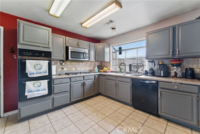 Littlerock, California, 93543, United States, 3 Bedrooms Bedrooms, ,2 BathroomsBathrooms,Residential,For Sale,1921881