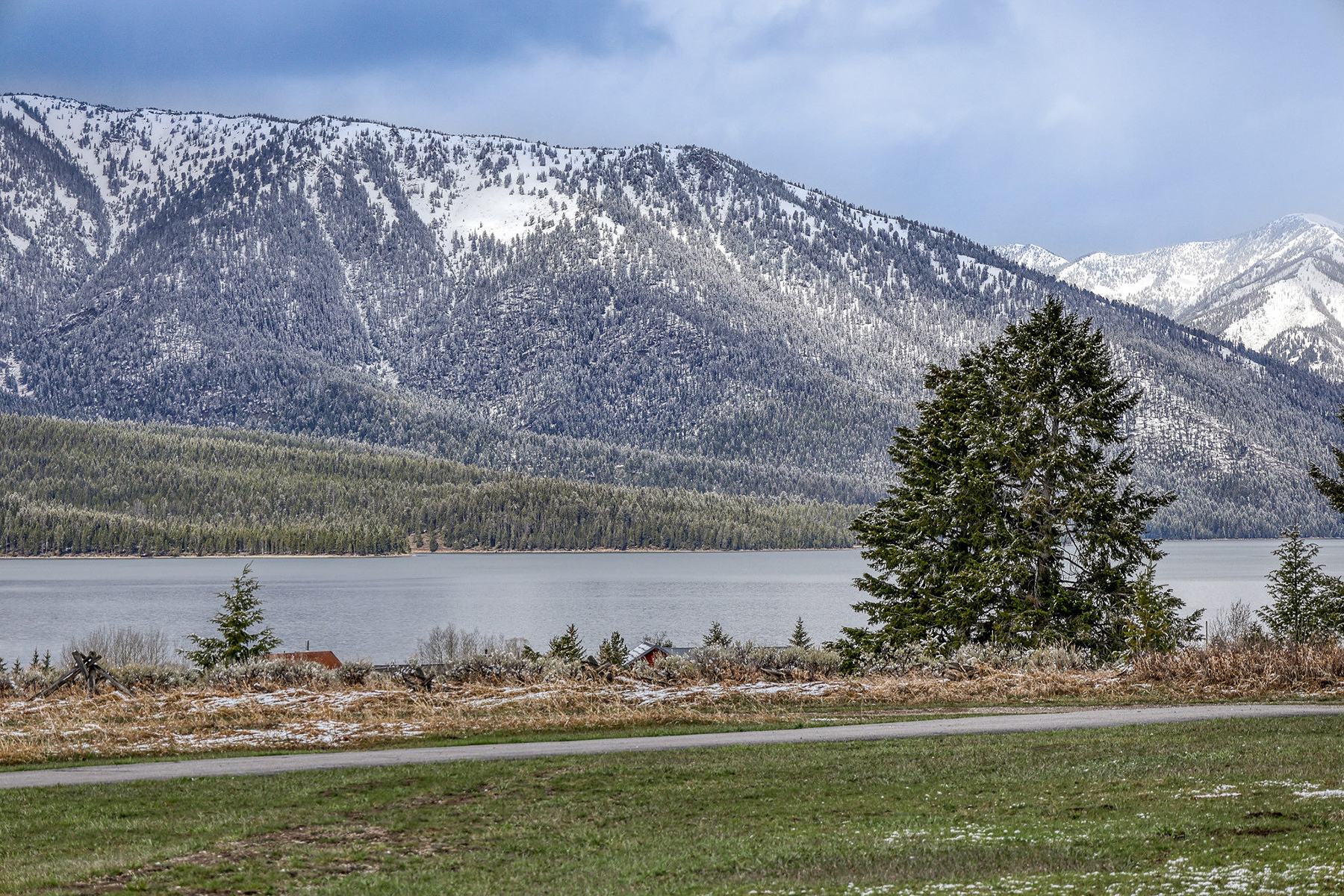  315 Lakeview Loop - 物件實景