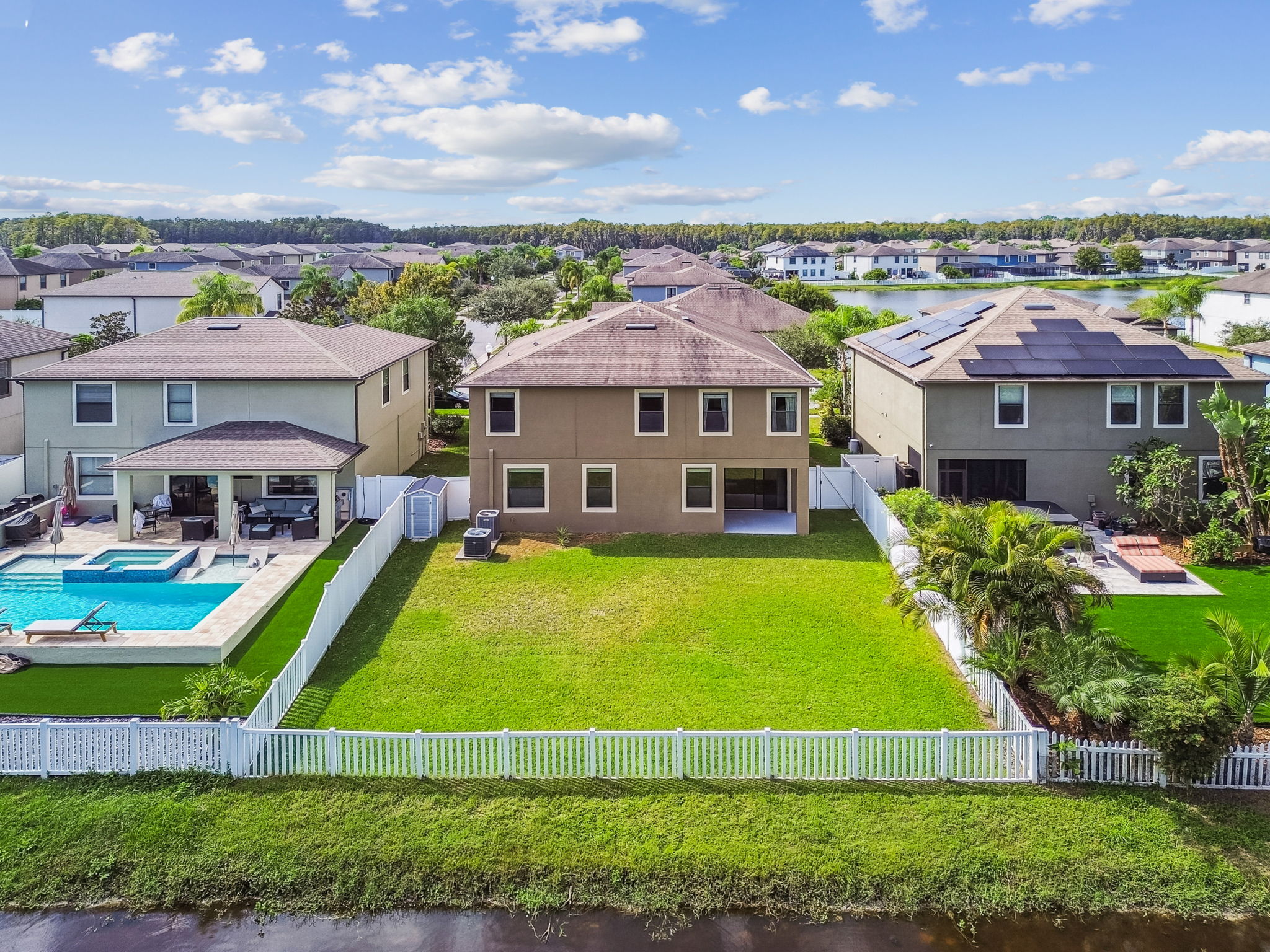 New Port Richey, Florida, 34655, United States, 6 Bedrooms Bedrooms, ,4 BathroomsBathrooms,Residential,For Sale,1980137