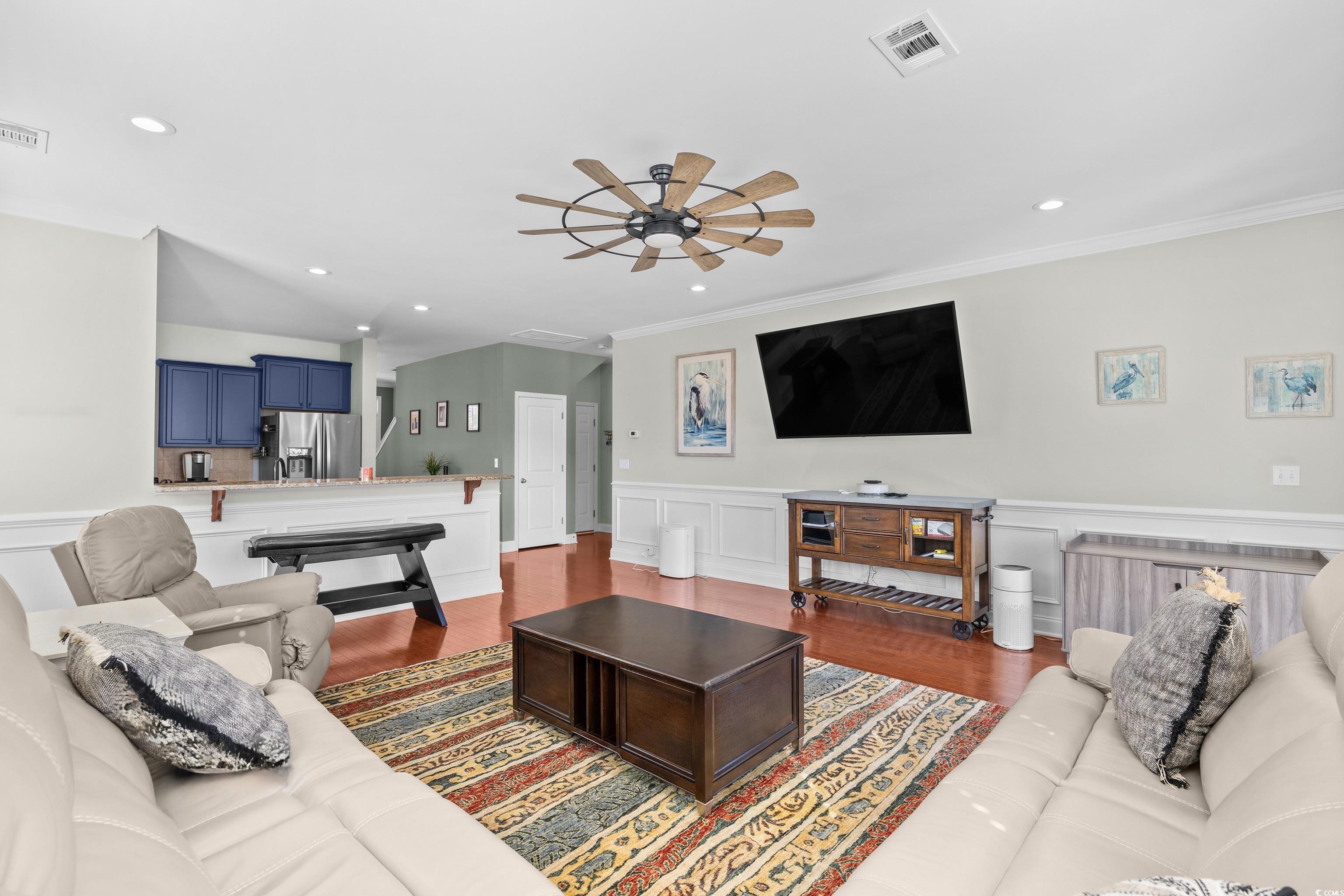 Myrtle Beach, South Carolina, 29577, United States, 5 Bedrooms Bedrooms, ,5 BathroomsBathrooms,Residential,For Sale,2002240