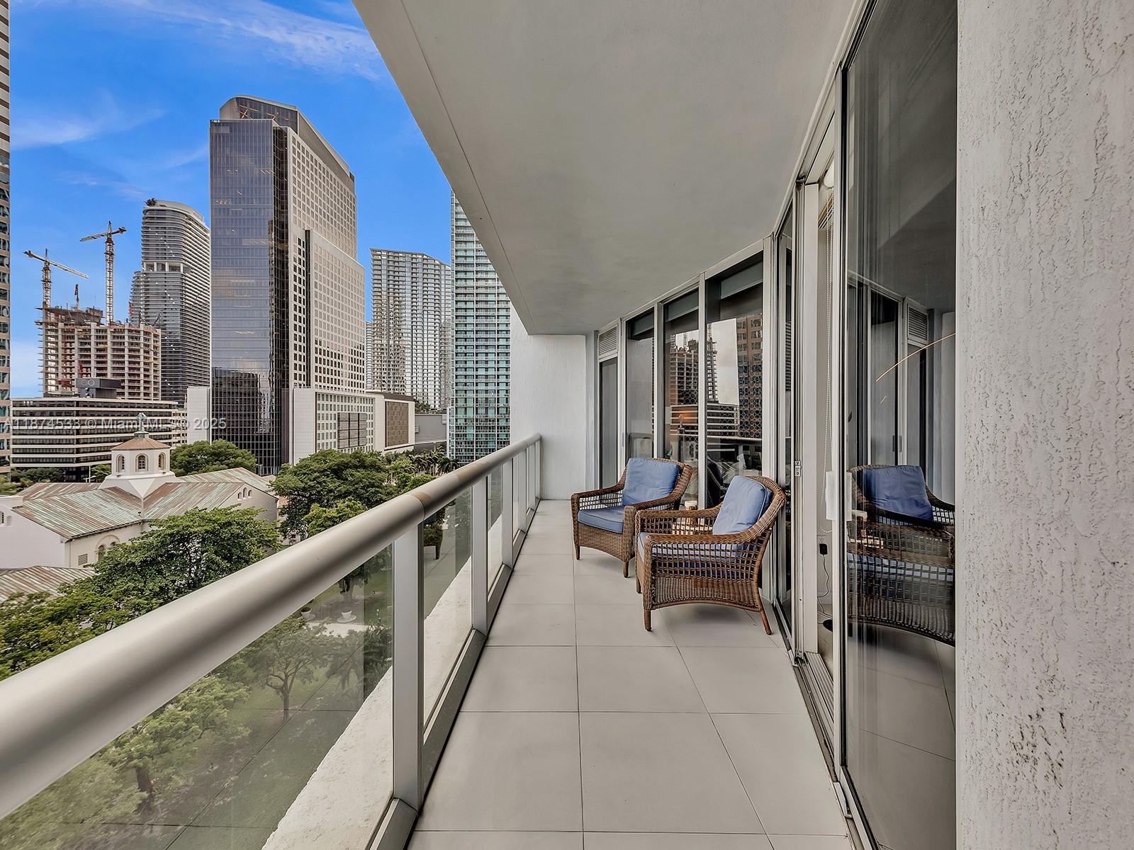 Miami, Florida, 33131, United States, 1 Bedroom Bedrooms, ,1 BathroomBathrooms,Residential,For Sale,1942098