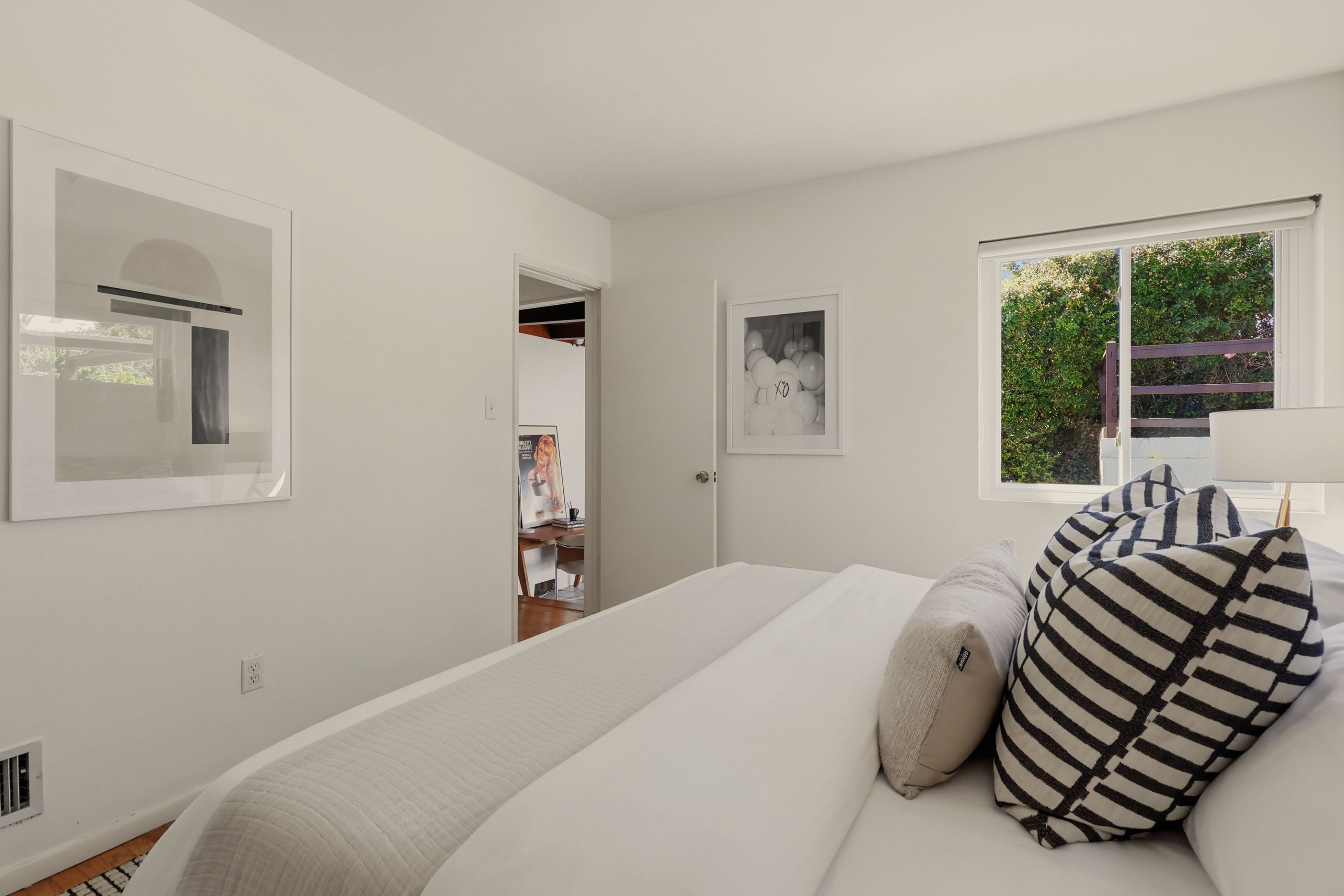  3907 Franklin Ave - 物件實景