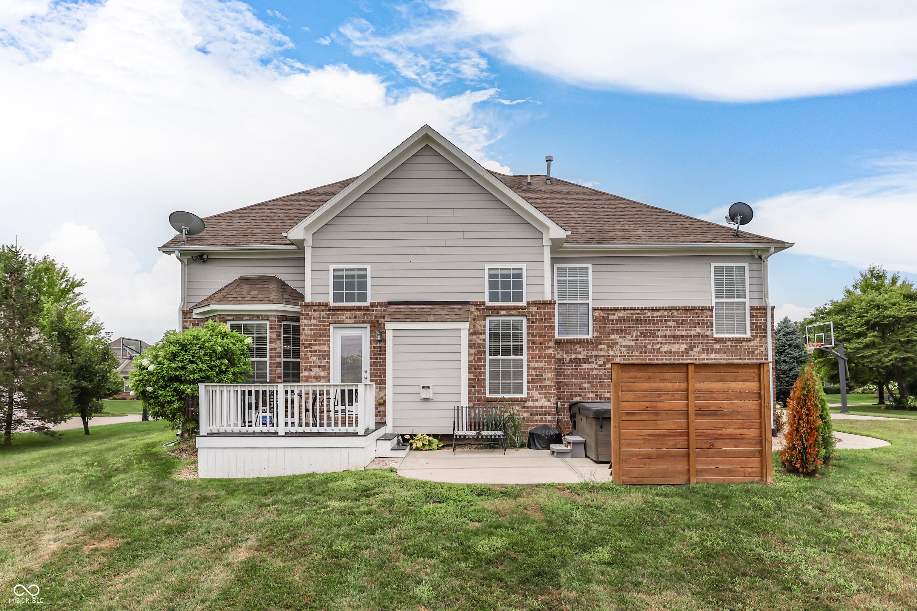 Greenwood, Indiana, 46143, United States, 4 Bedrooms Bedrooms, ,4 BathroomsBathrooms,Residential,For Sale,1956693