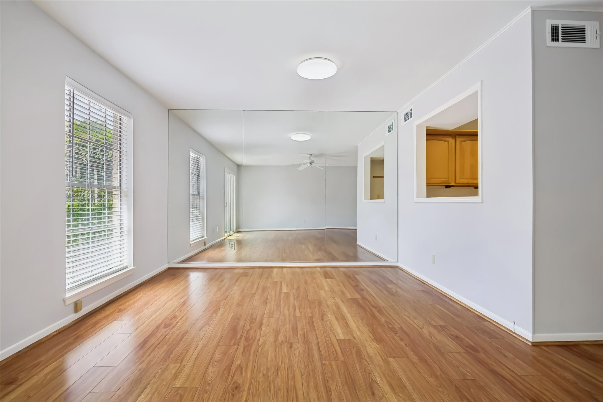  9025 Gaylord Drive #109 - 物件實景