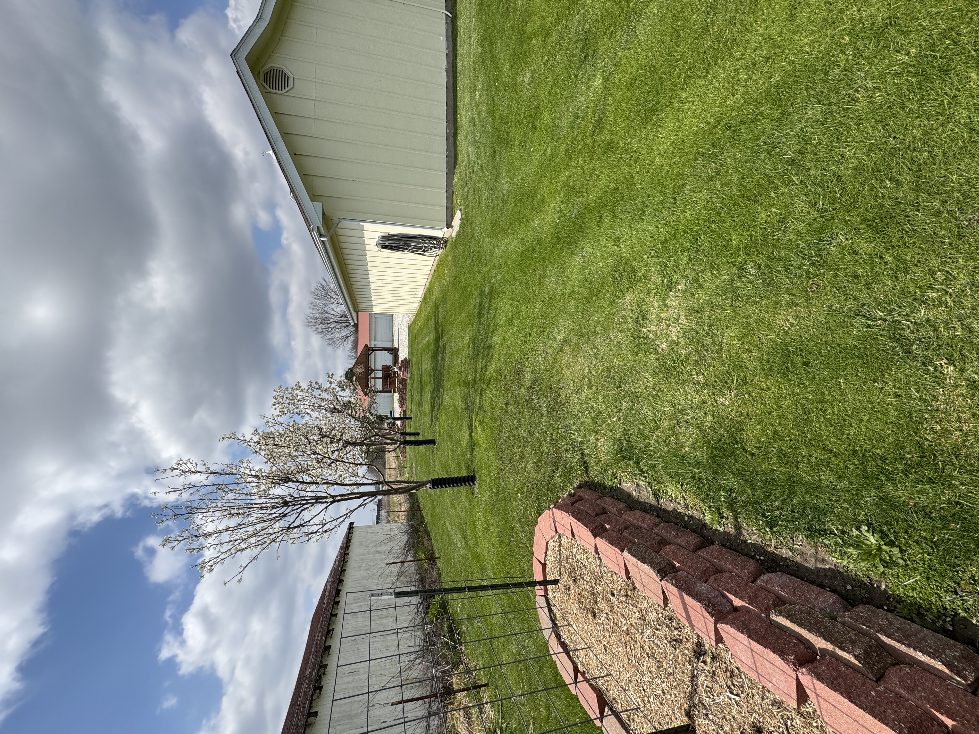 Kirksville, Missouri, 63501, United States, 3 Bedrooms Bedrooms, ,2 BathroomsBathrooms,Residential,For Sale,1873252