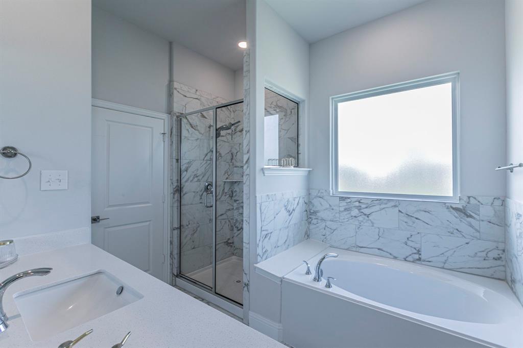 Anna, Texas, 75409, United States, 5 Bedrooms Bedrooms, ,4 BathroomsBathrooms,Residential,For Sale,2033214