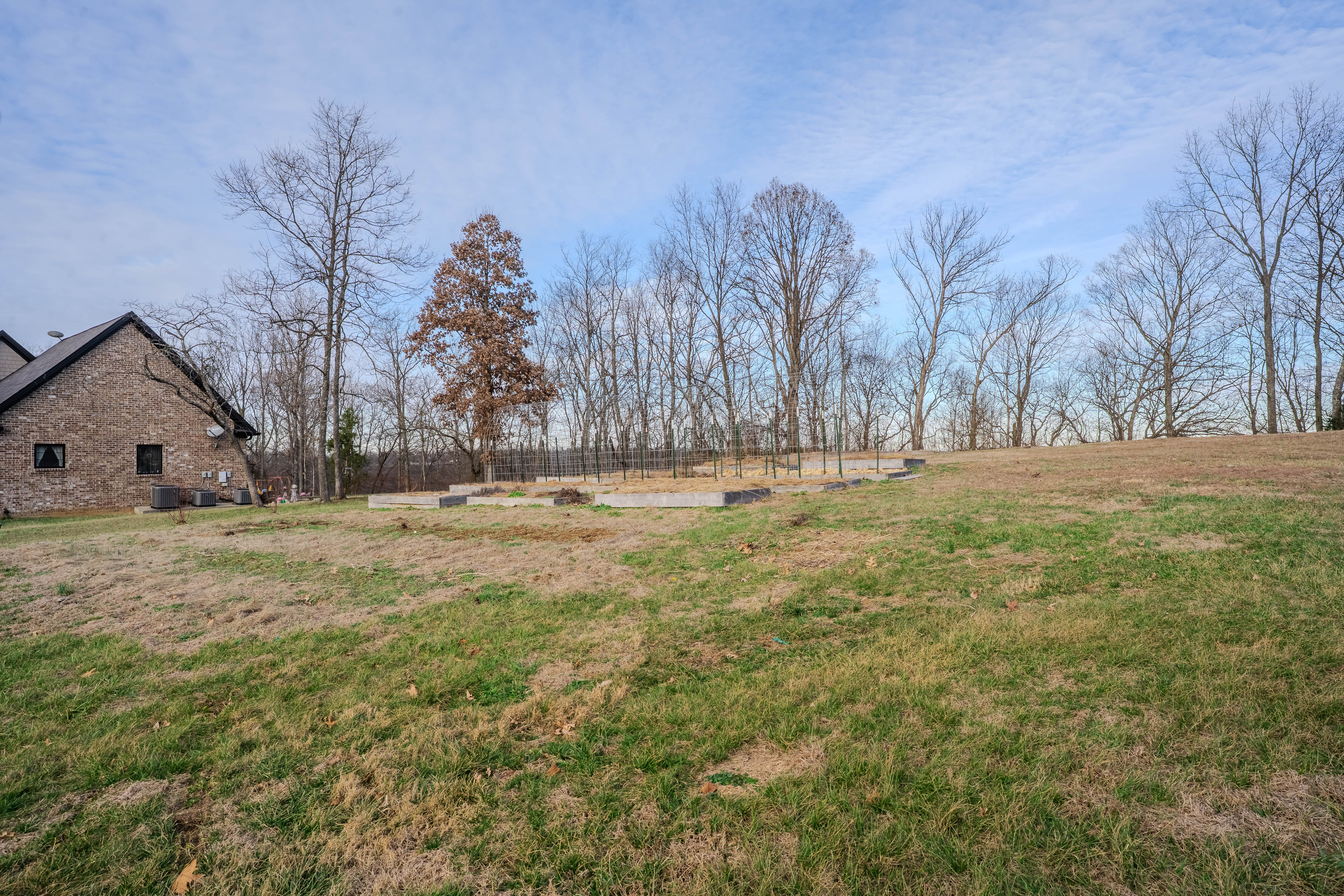 Frankfort, Kentucky, 40601, United States, 6 Bedrooms Bedrooms, ,3 BathroomsBathrooms,Residential,For Sale,2012095