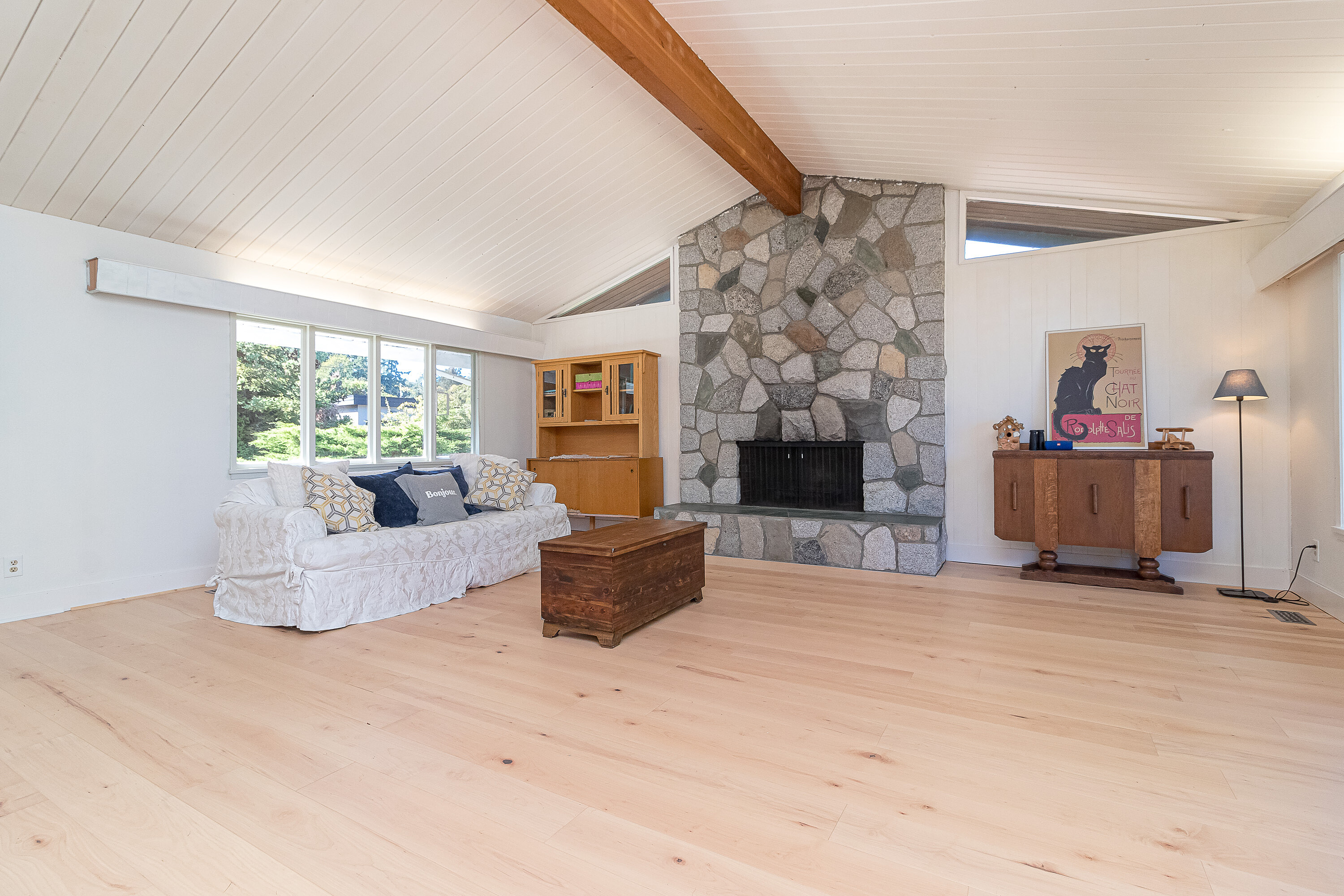  Prime Waterfront Home - 物件實景